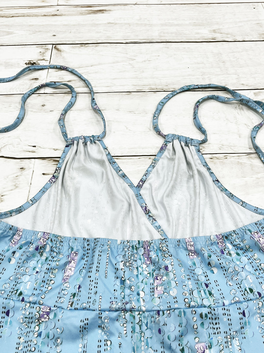 Summer New Under bust Padded Low-Back V-Neck Spaghetti Suspender Dress with Tie Back