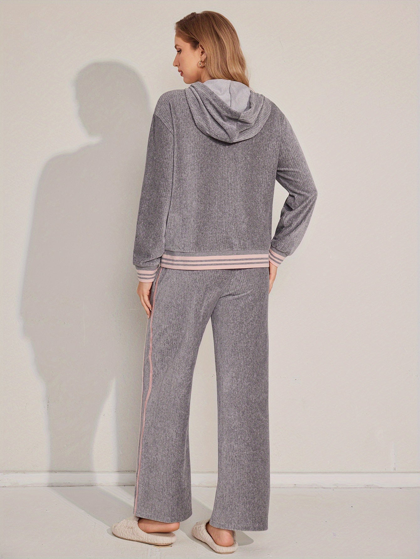 Autumn And Winter Women's Fashion Casual Solid Color Round Neck Long Sleeve Pants Suit