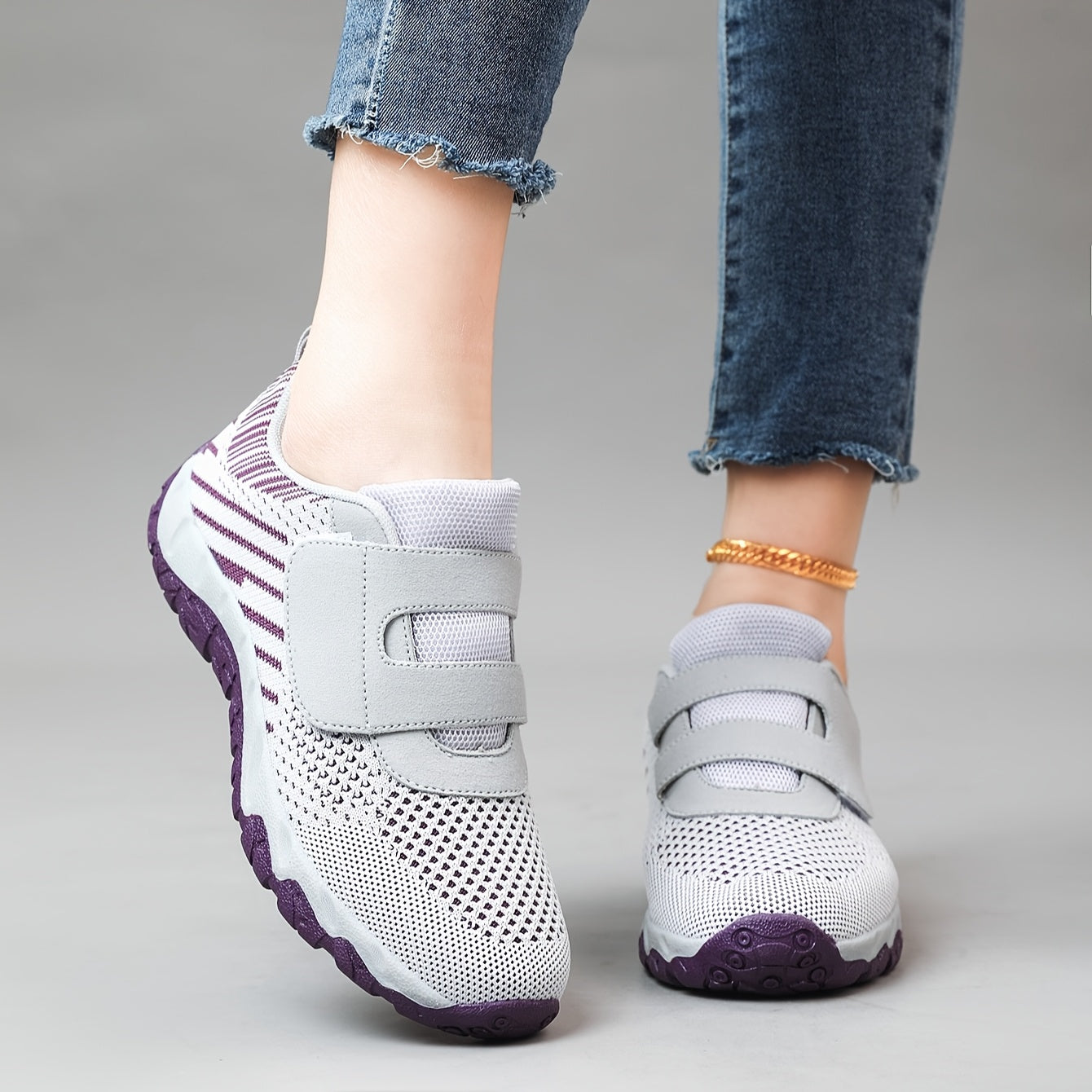 Women's Versatile Two-Color Striped Sports Shoes