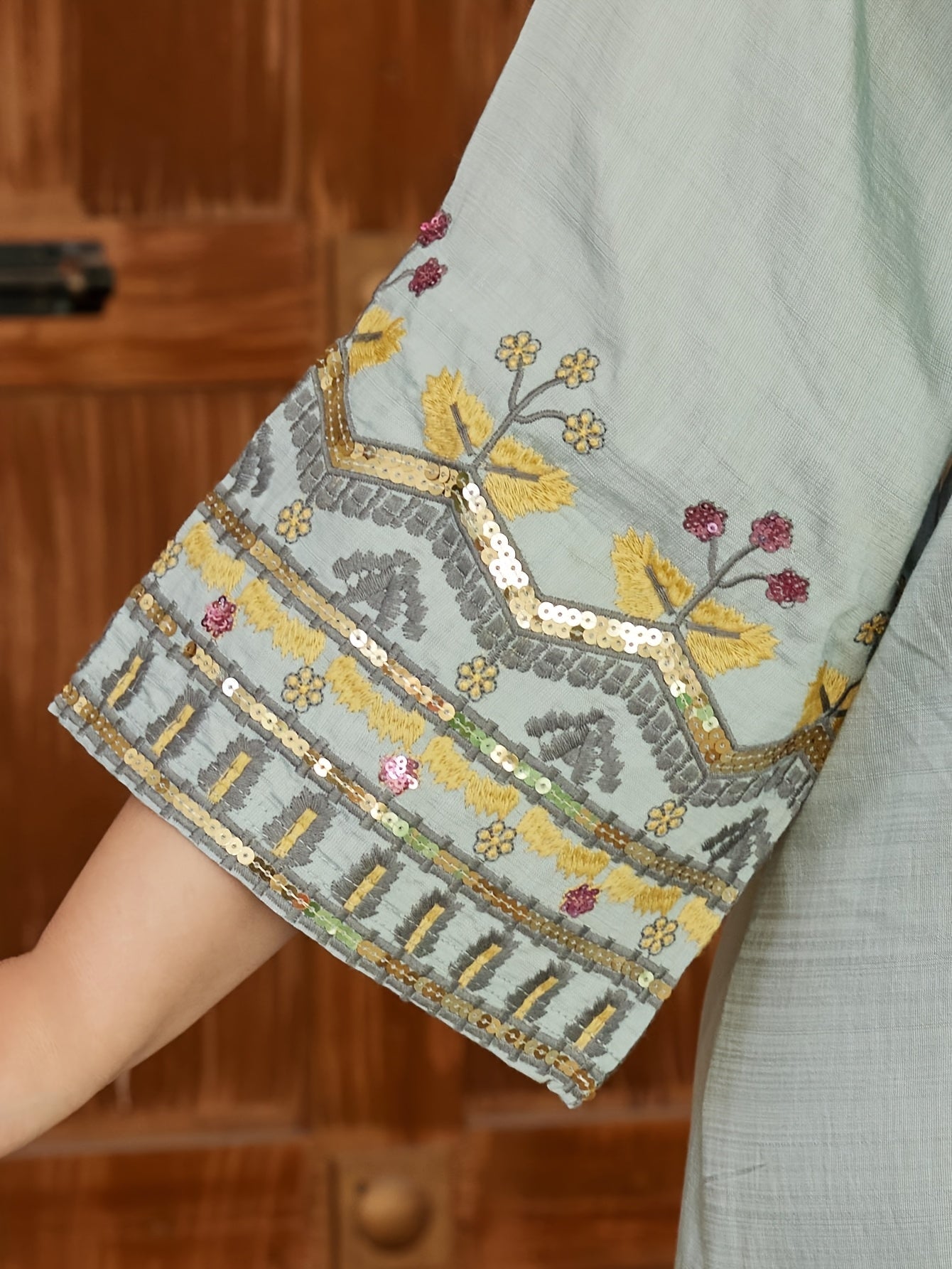 Embroidery Arabic Women's Elegant Dress JALABIA