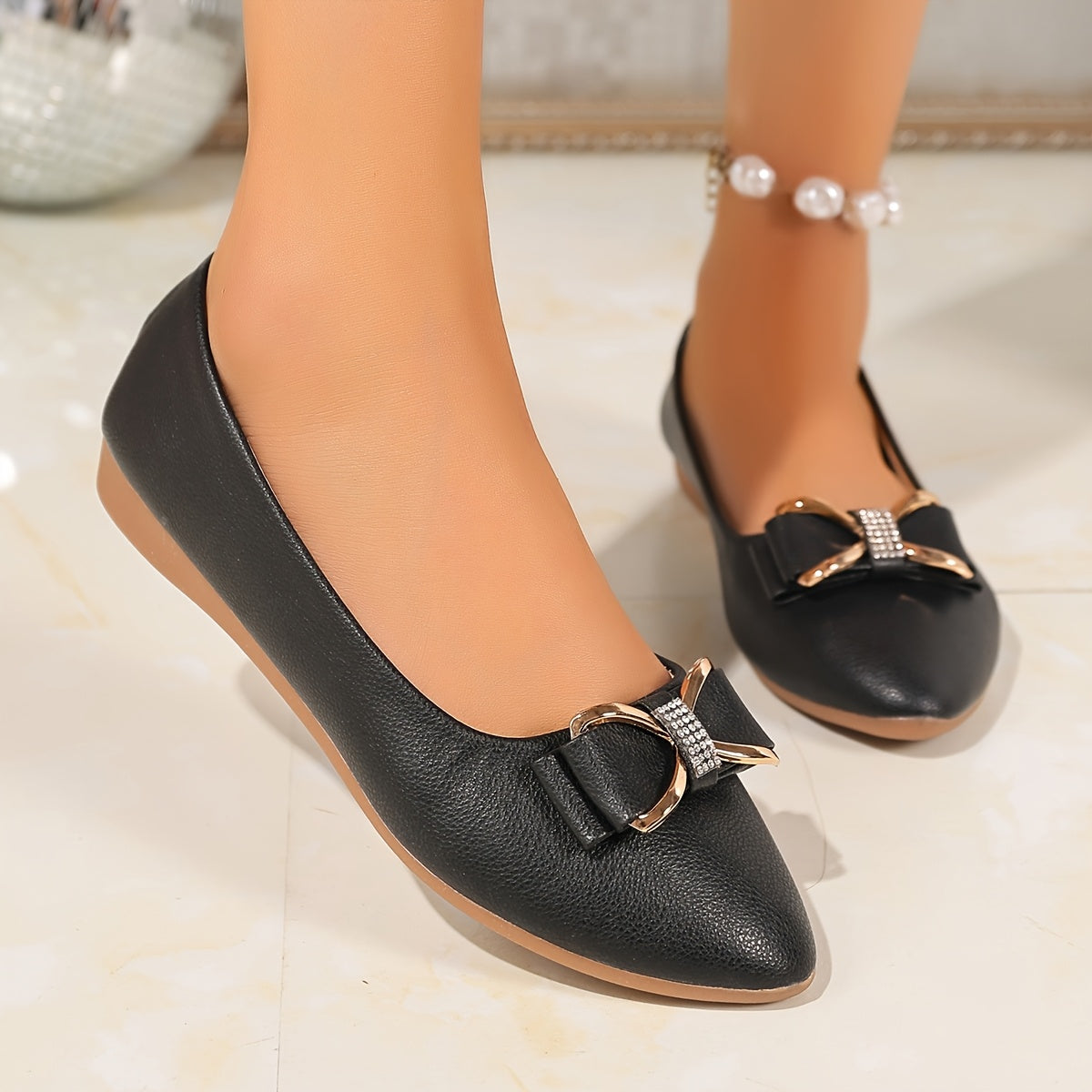 [Elegant White Flats] Lightweight, Comfortable Women's Elegant White Flats with Golden Buckle Accents | Non-Slip Sole, Round Toe, Faux Cover, All-Season Casual Shoes for Home & Outdoor Wear