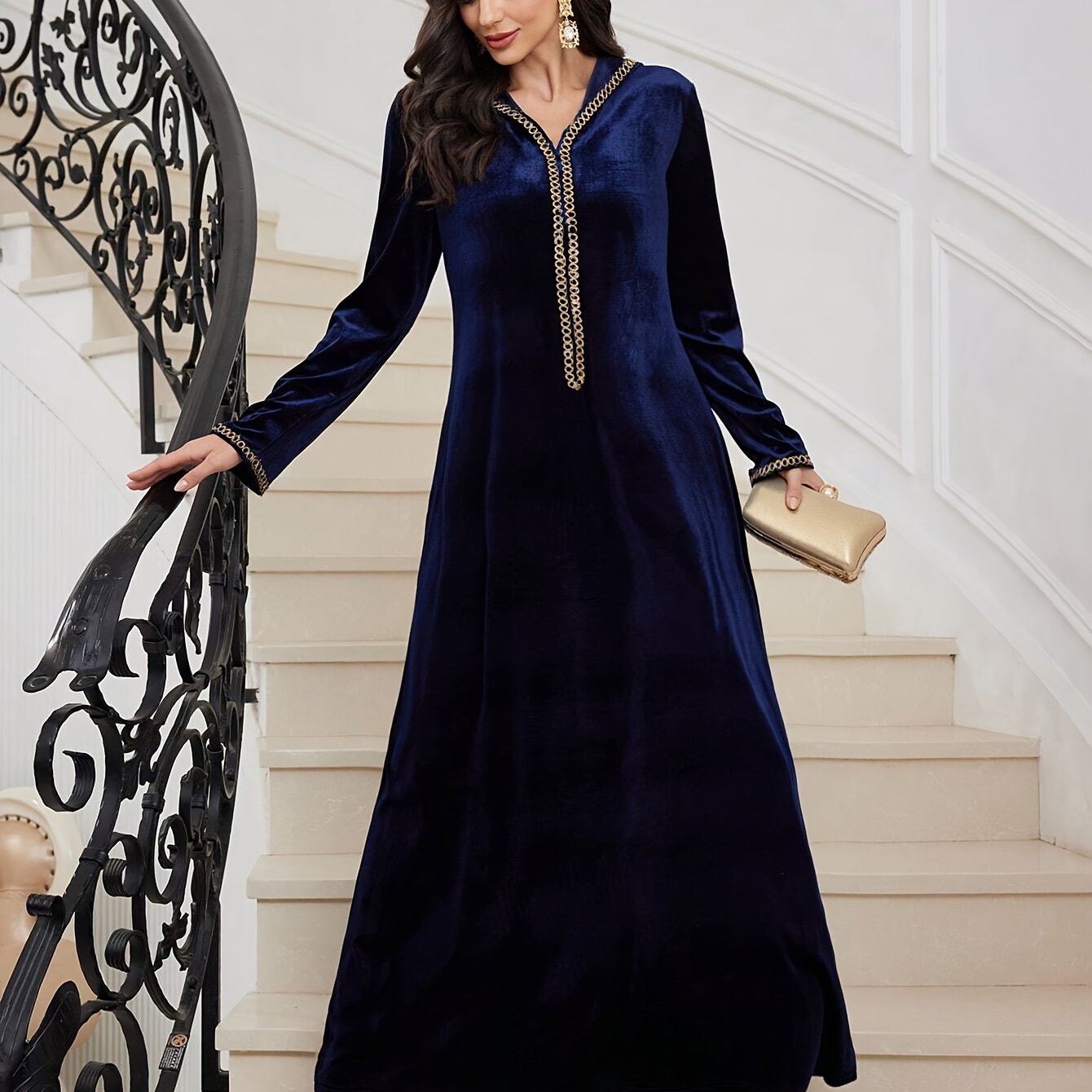 Elegant Navy Blue Abaya Robe with Golden Accents - Long Sleeve