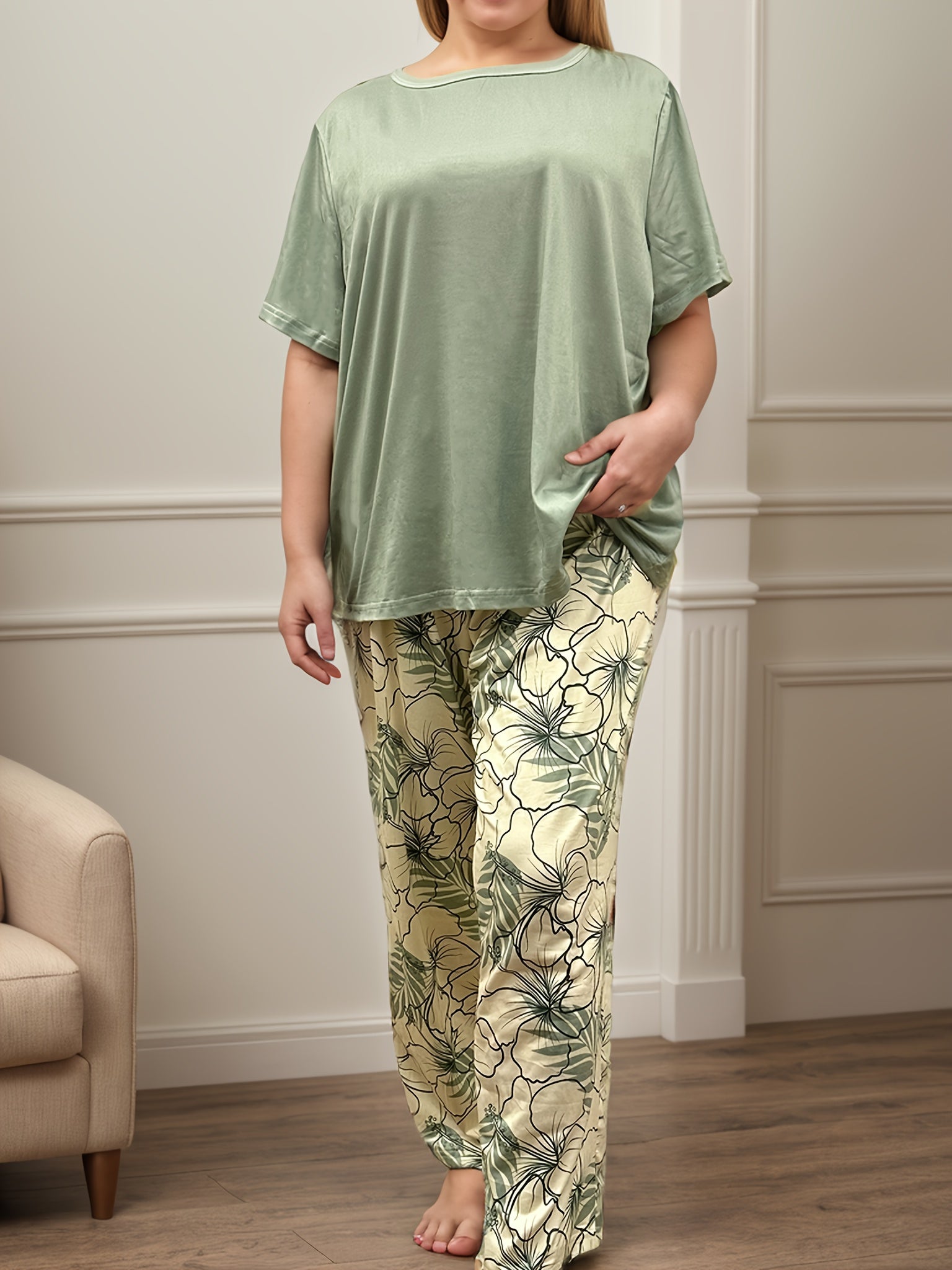 Women's Green T-shirt & Floral Long Pants Pajama Set - Soft, Elegant, Casual Wear for Ladies, Large Size
