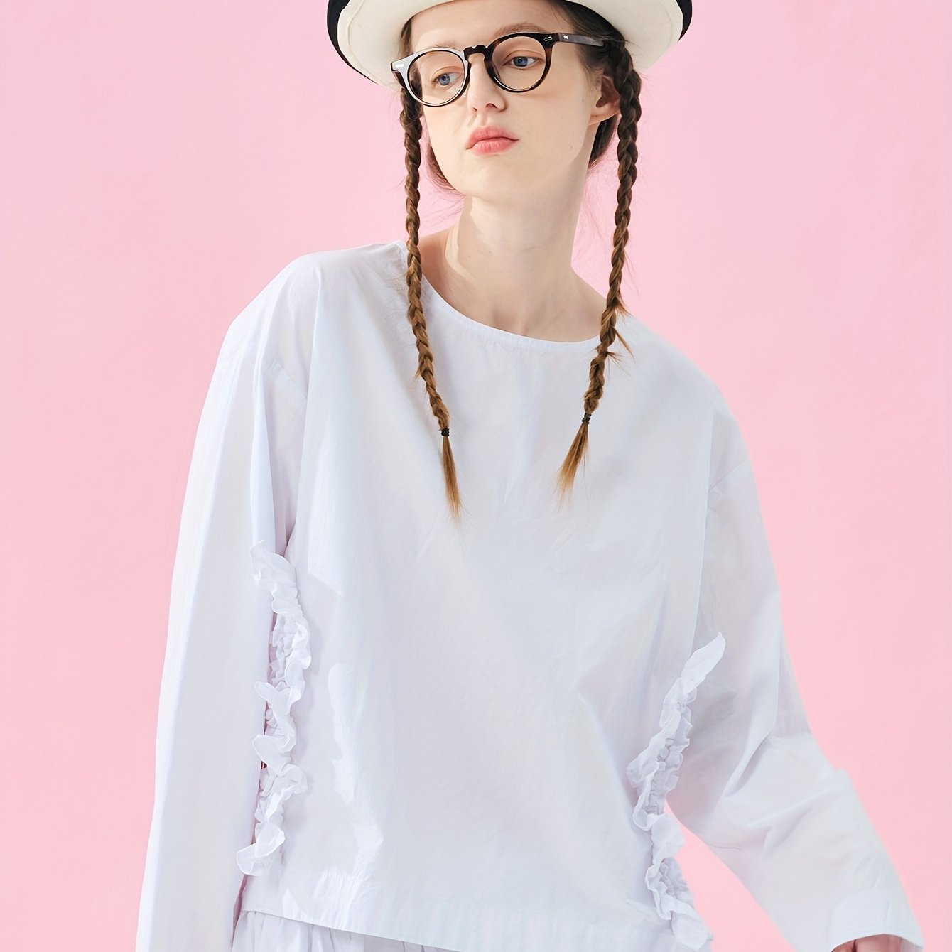 Women'S Elegant Blouse - Long Sleeve Shirt with Ruffled Hem