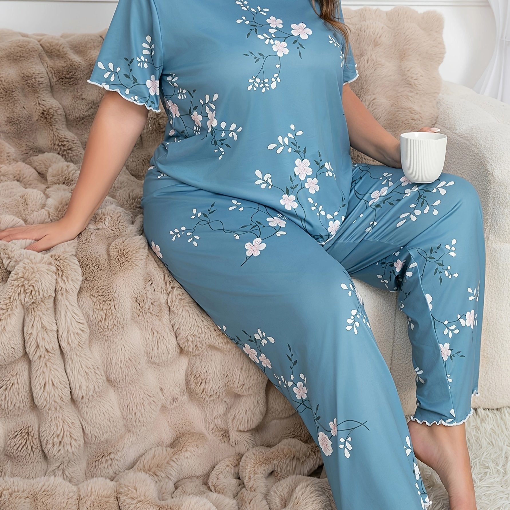 Women's Printed Bow-Decorated Short-Sleeve Pajama Set