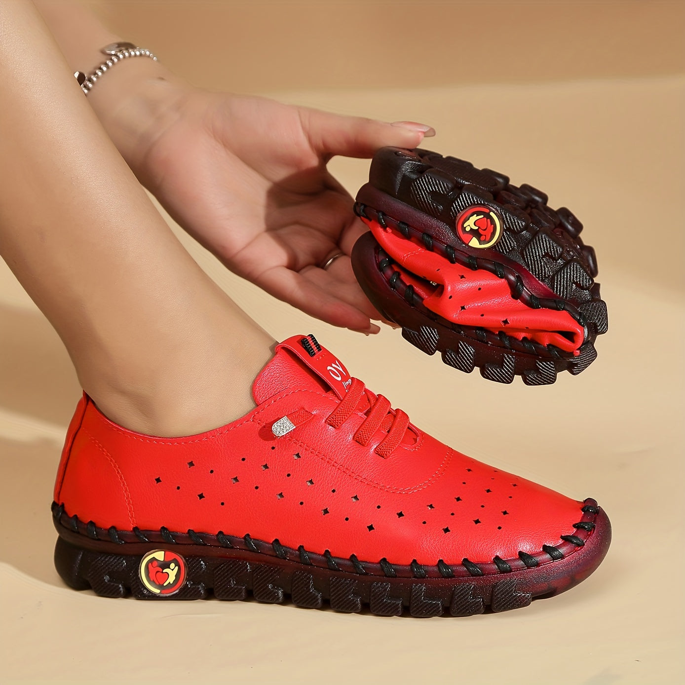 Comfortable Hollow Out Low Top Walking Shoes