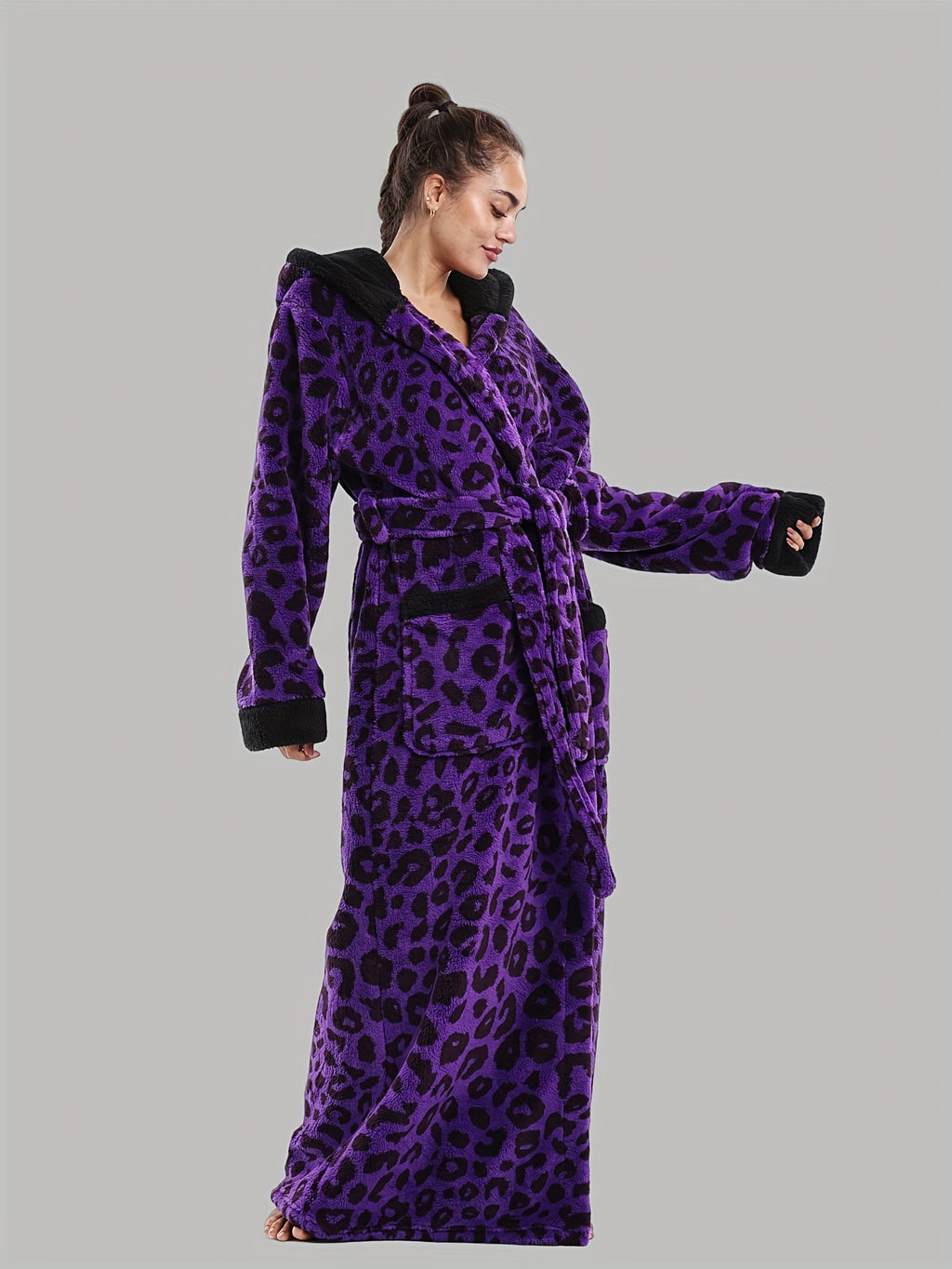 Leopard Print Series - Women's Autumn and Winter - Long Sleeve Hooded Bathrobe