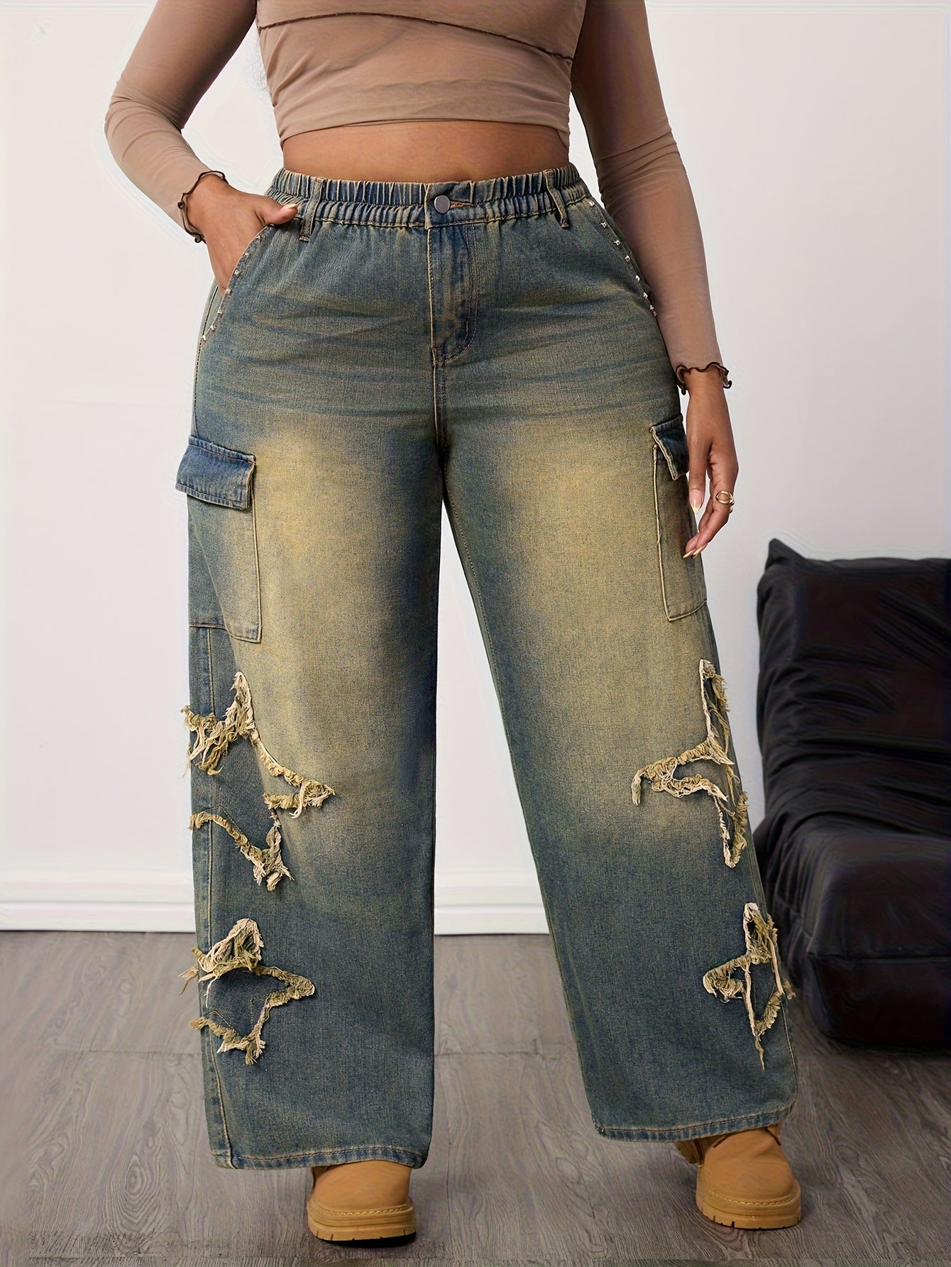 Women's Plus Size Wide-Leg Frayed Hem Distressed Jeans - High-Waisted Wash Blue Denim Pants