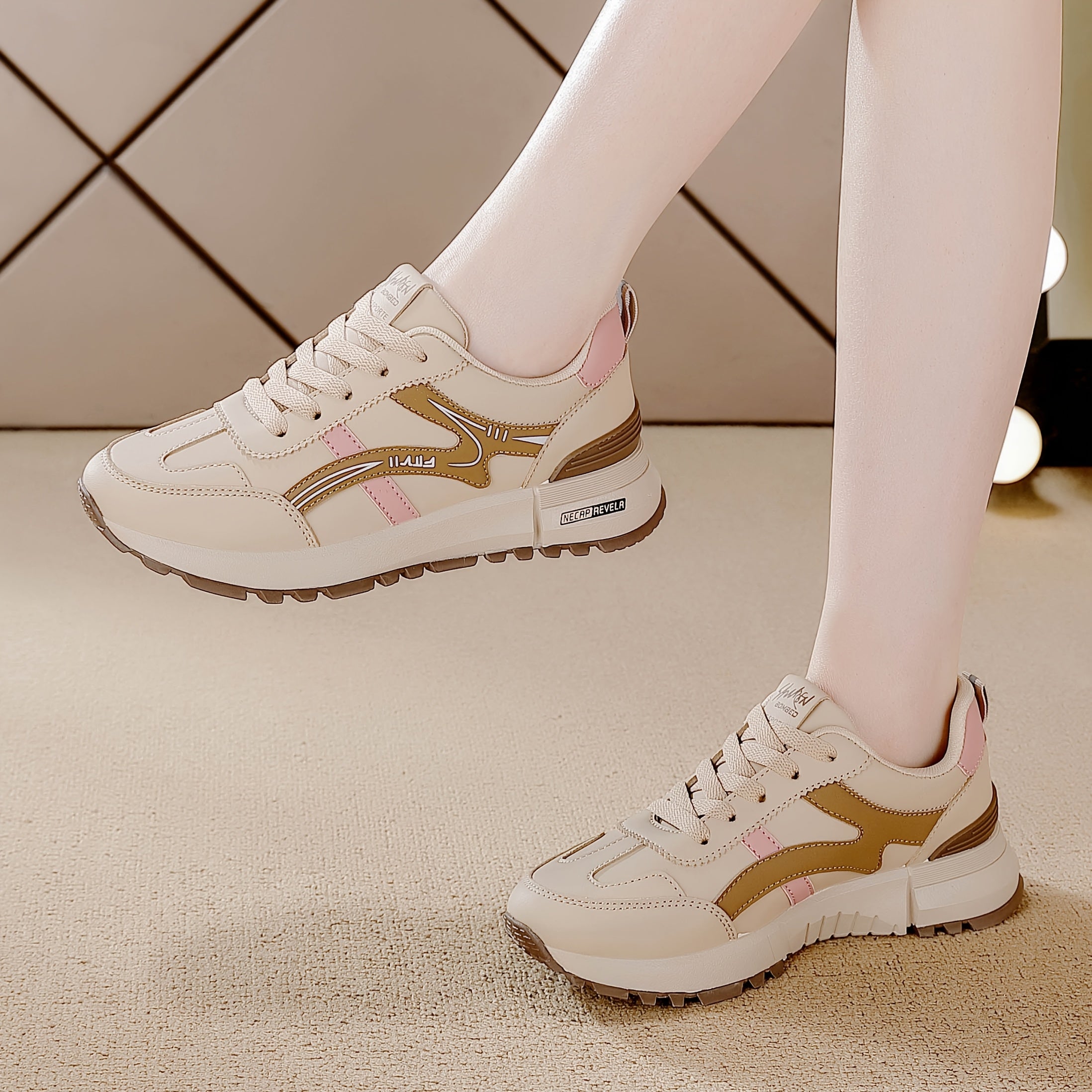 Lightweight Women's Running Sneakers