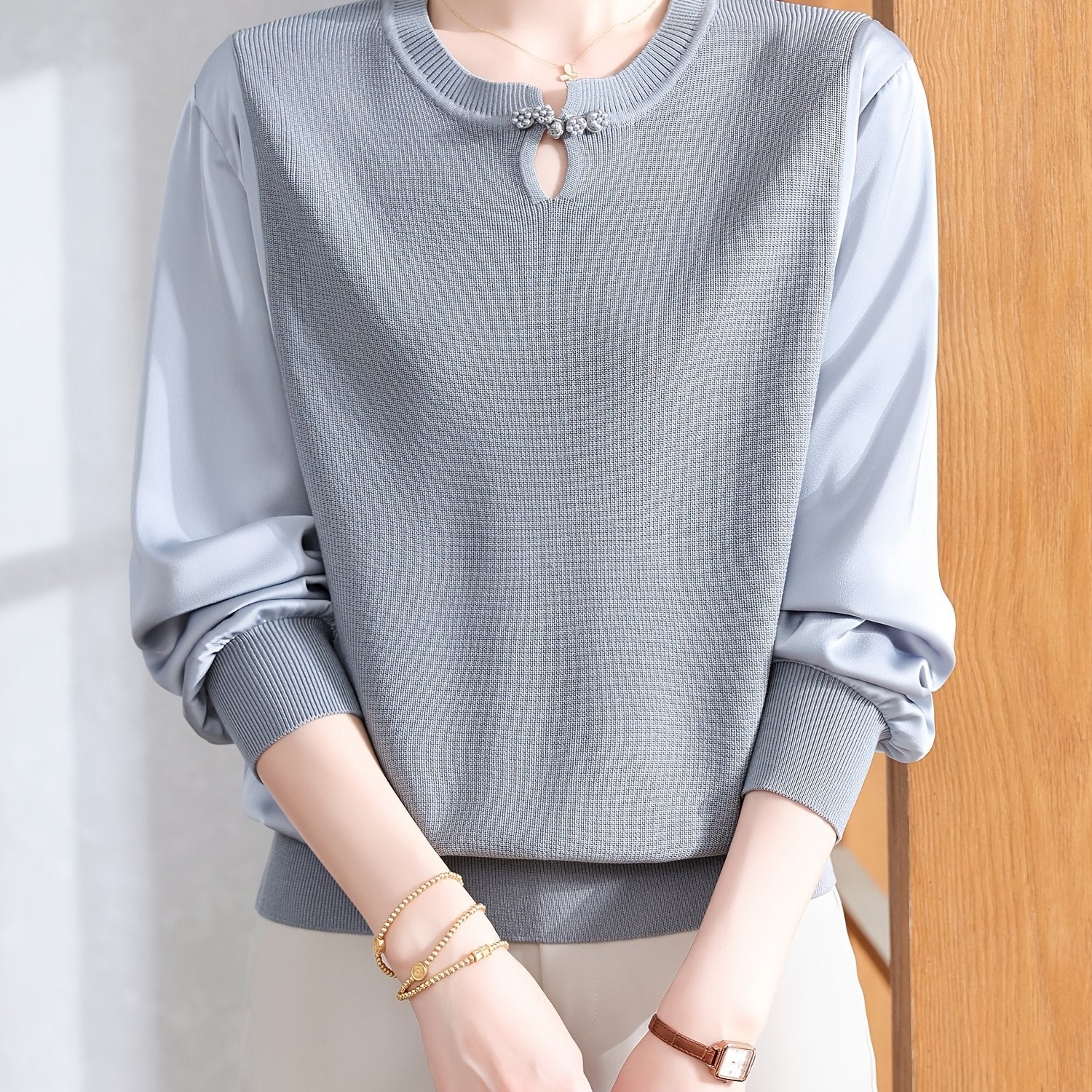 Women's Long-Sleeve Blouse - Slim-Fit Mom-Friendly T-Shirt with Beaded Collar