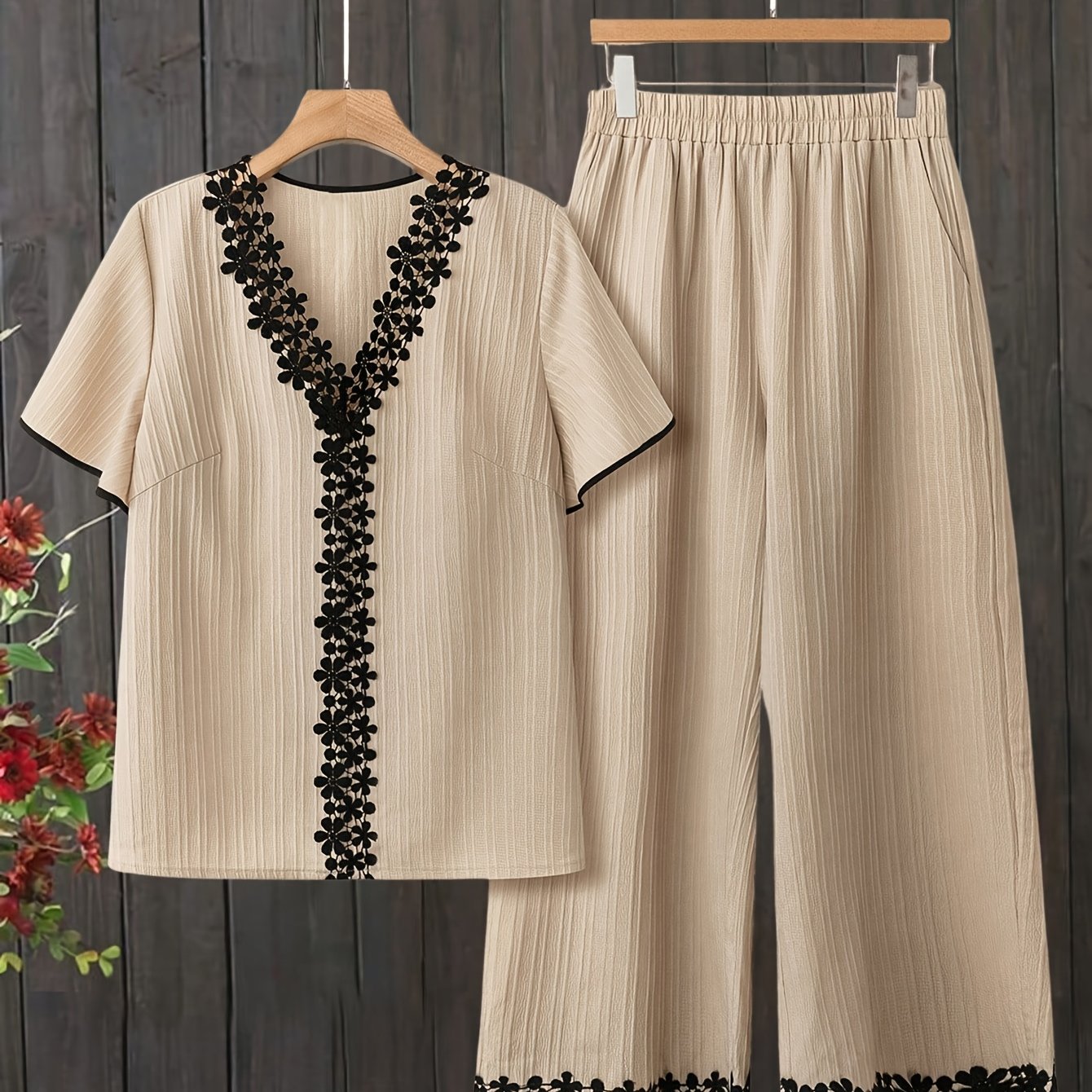 Spring/Summer New Texture Striped Patchwork Lace Solid Color V-neck Short Sleeve Straight Pants