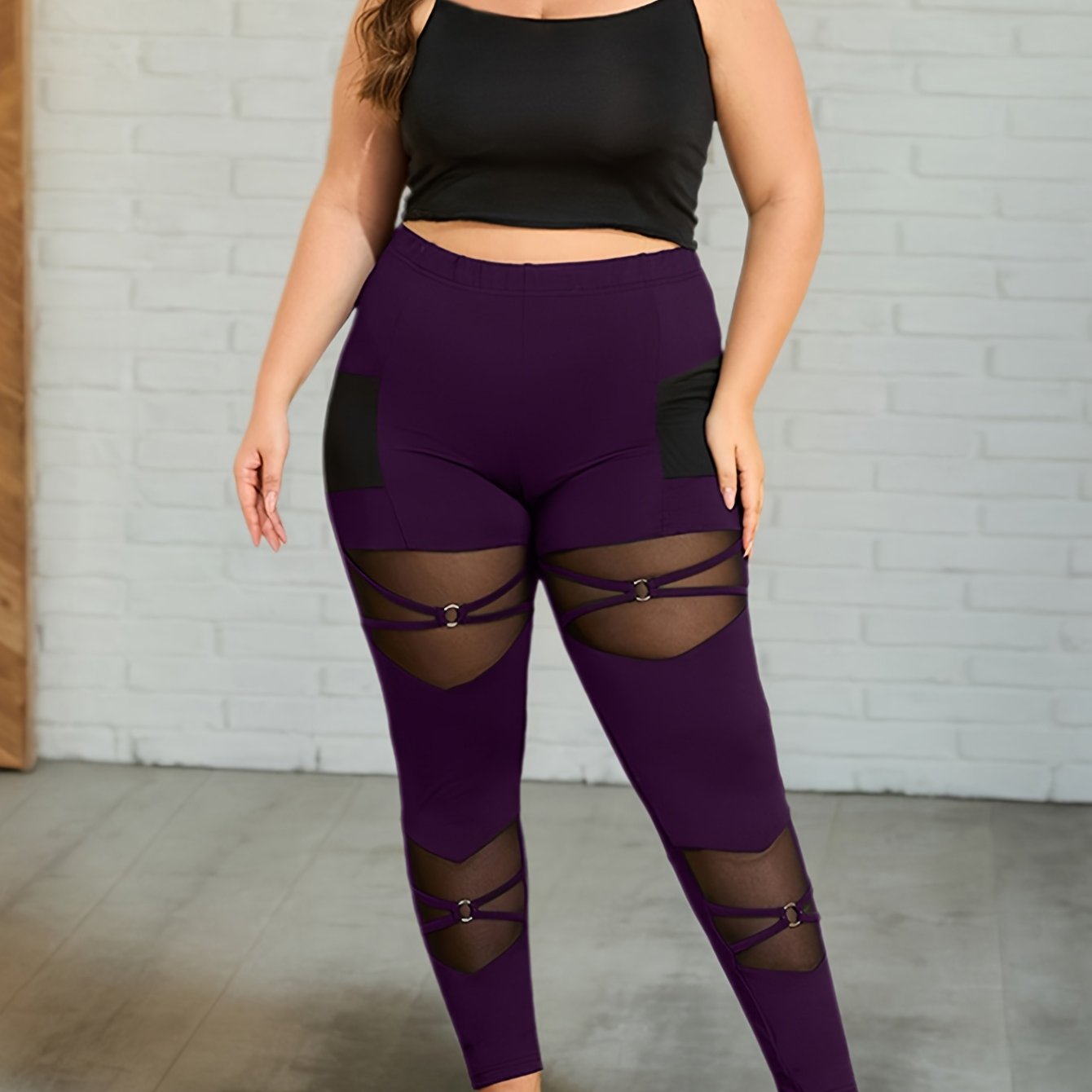 Elegant Plus-Size Knitted Leggings with a Mesh Pocket And Ring Buckle Design.