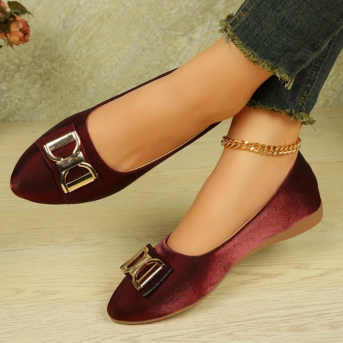 Comfortable Elegant Women's Red Slip-On Flats