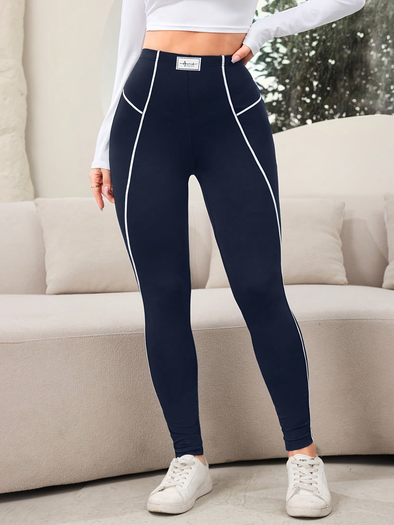 Comfortable Plus Size Women's High-Waisted Leggings with Contrast Trim