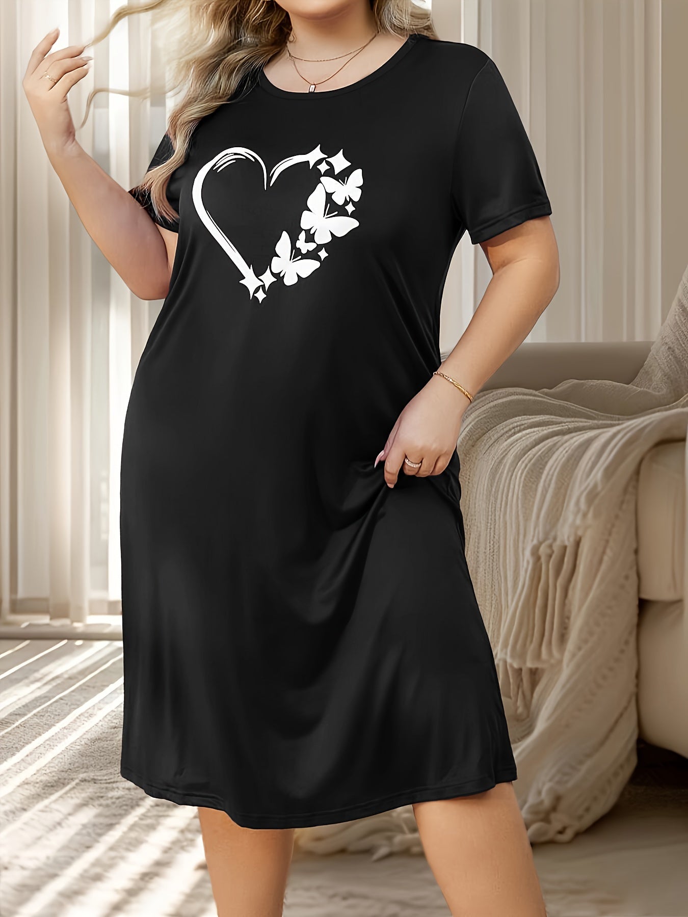 Women's Plus Casual Lounge Dress, Plus Size Butterfly & Heart Print Short Sleeve Crew Neck Sleep Dress