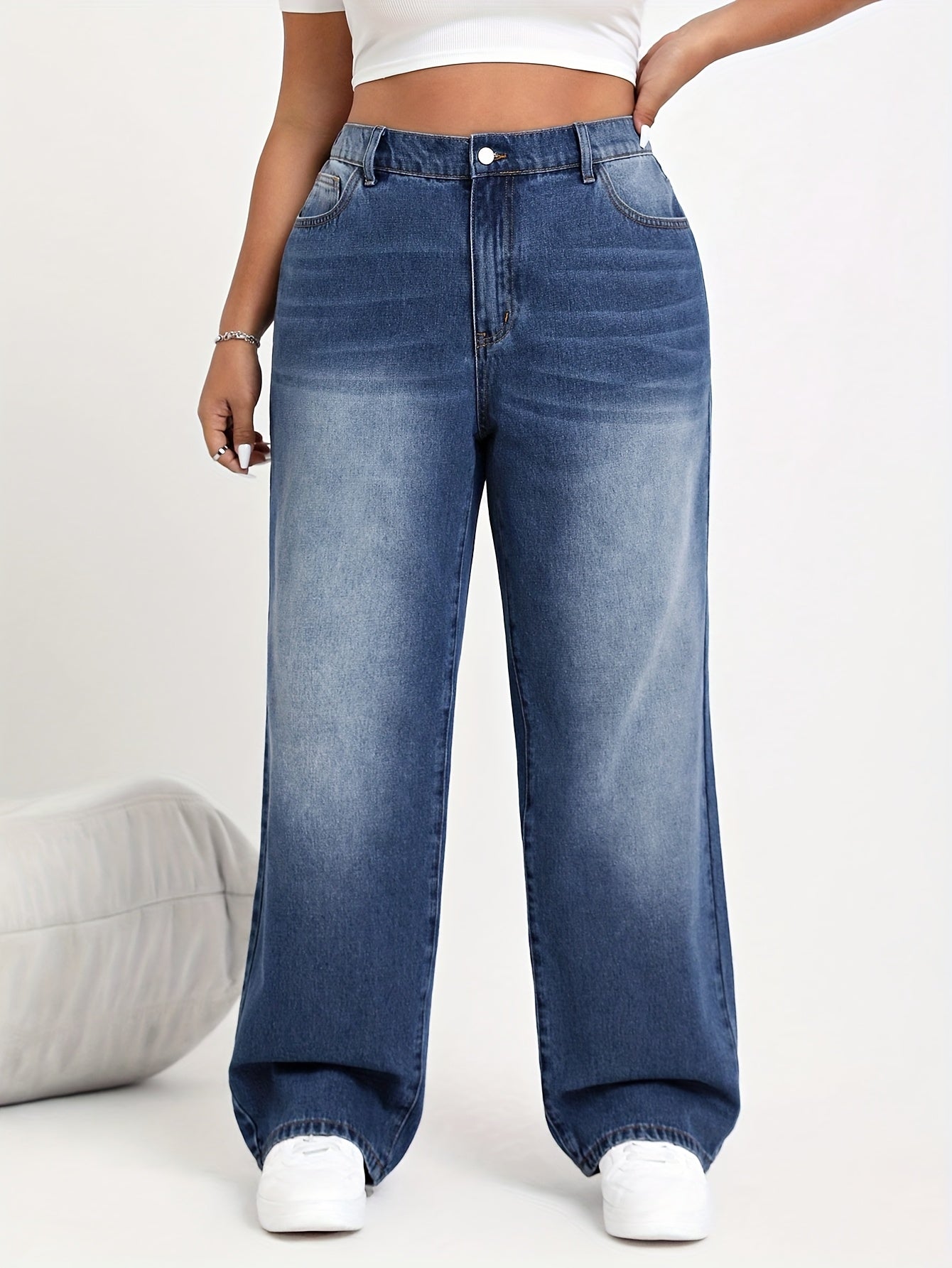 Plus-Size Fashion Jeans for Women