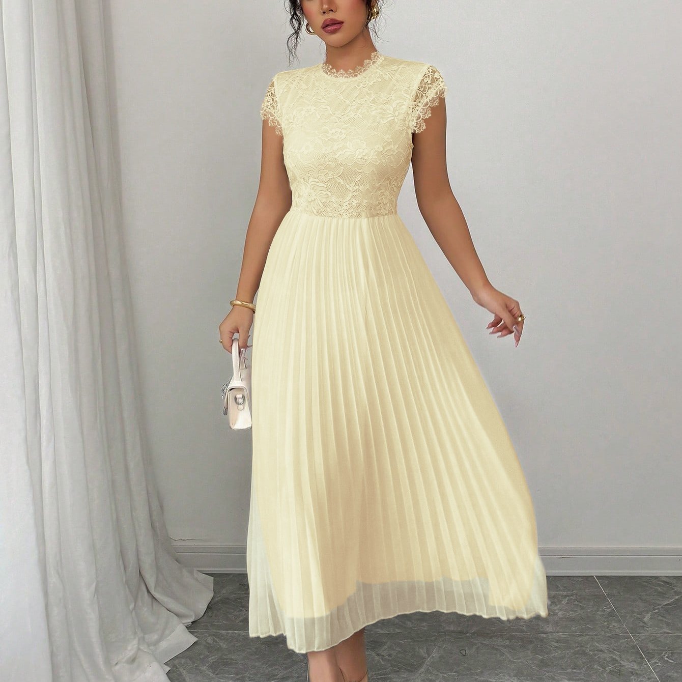 Women'S Elegant Black Floral Lace-Trimmed Pleated Maxi Dress - Sleeveless, Round Neck, High-Low Hem, Perfect for Spring/Summer, Adult, Formal Event Attire, Formal Event Dress | Sleeveless Dress | Lace Trim Detail, Lace Dress