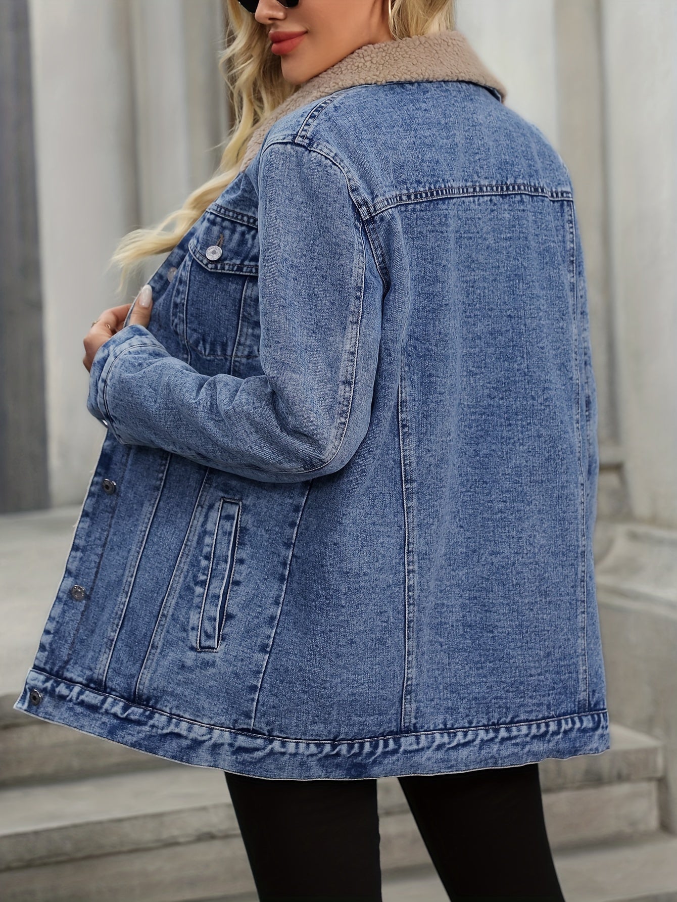 Women's Fleece Lined Straight Shoulder Denim Jacket