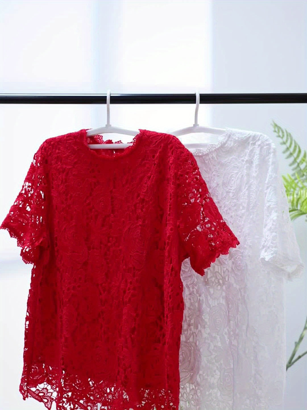 Floral Plus Size Women's Blouse, Crew Neck, Short Sleeve