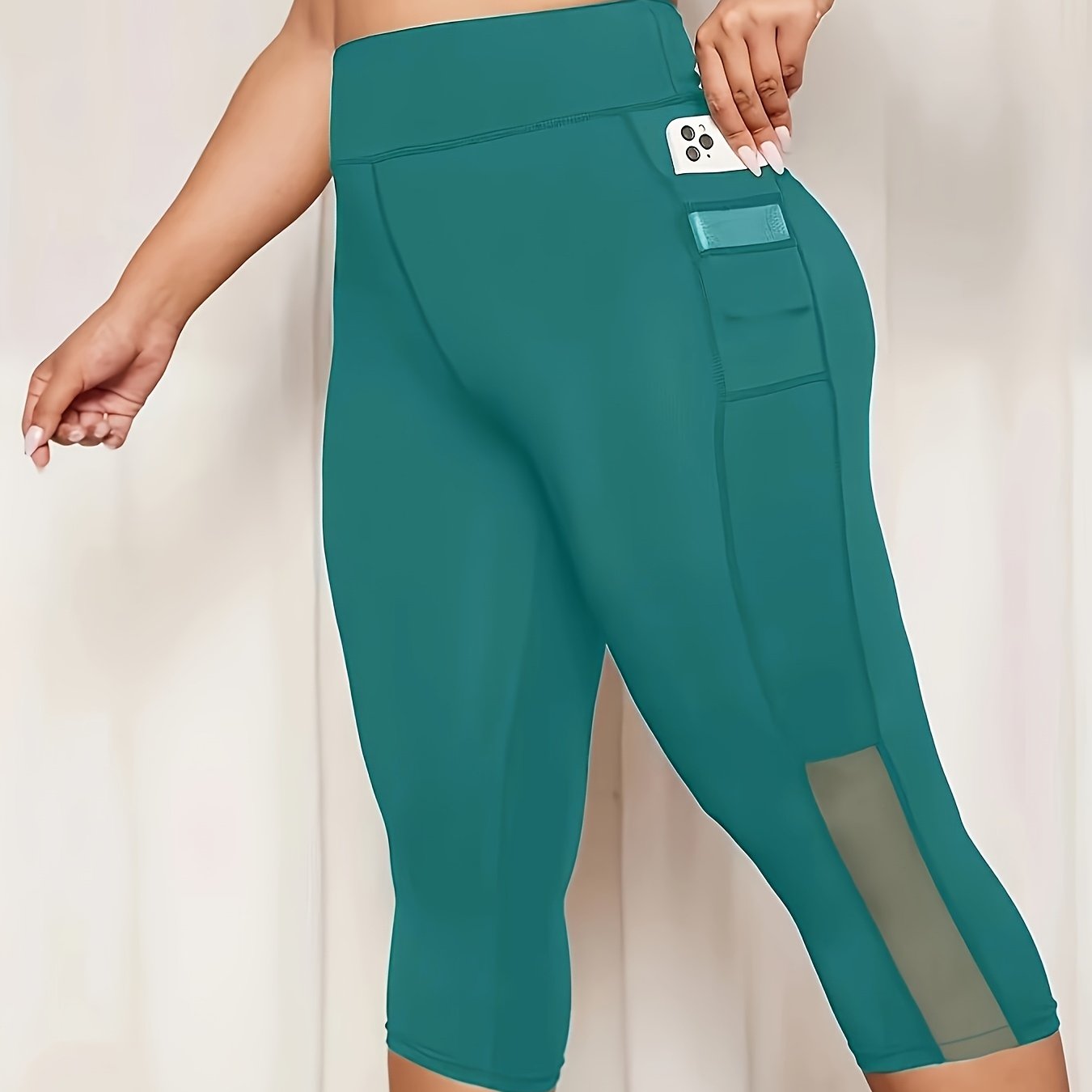 Women's Plus Size High-Waisted Mid-Length Leggings with Butt Lifting