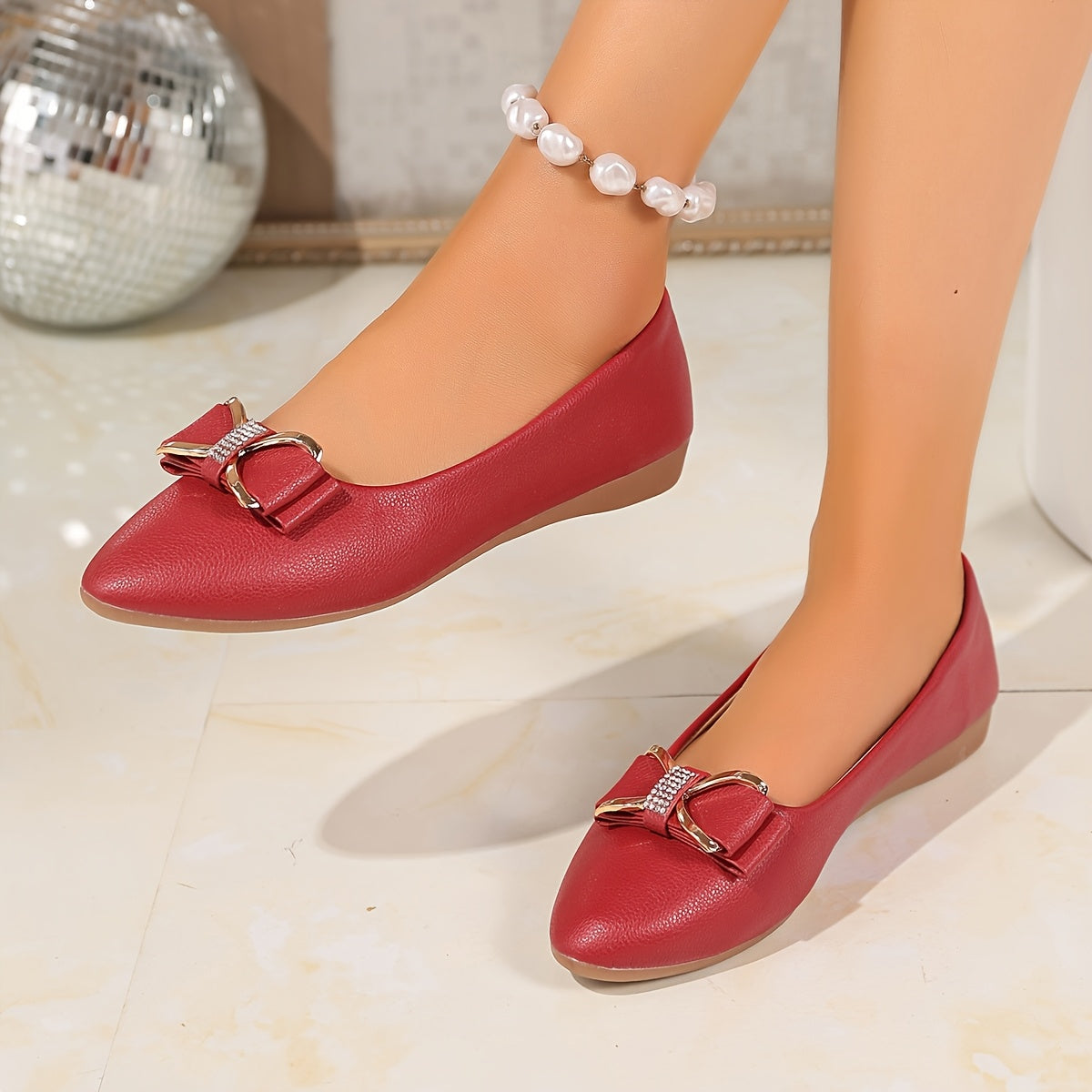 [Elegant White Flats] Lightweight, Comfortable Women's Elegant White Flats with Golden Buckle Accents | Non-Slip Sole, Round Toe, Faux Cover, All-Season Casual Shoes for Home & Outdoor Wear
