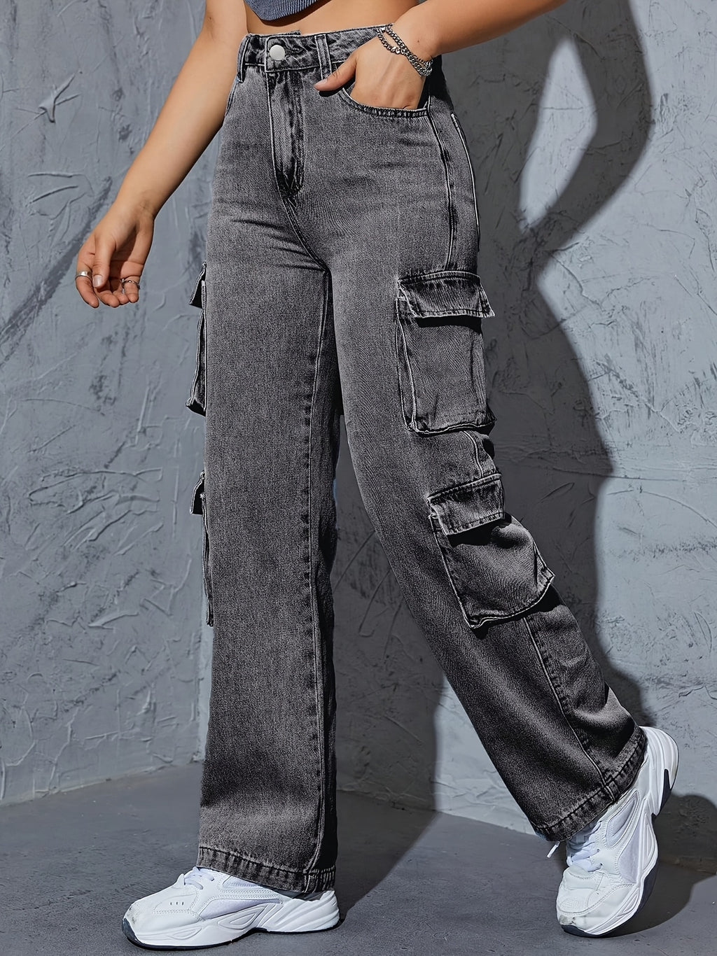 Stretchy High-Waist Women's Cargo Jeans