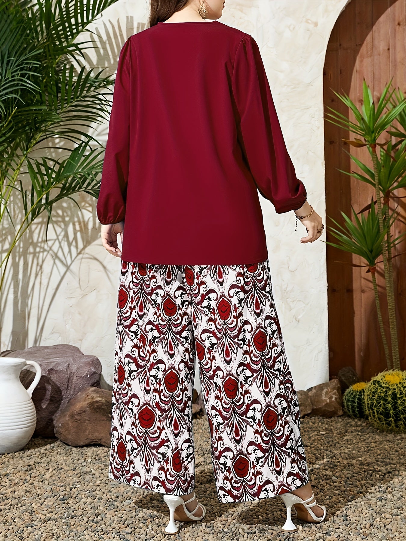 Elegant Plus-Size Women's V-Neck Loose-Fit Set