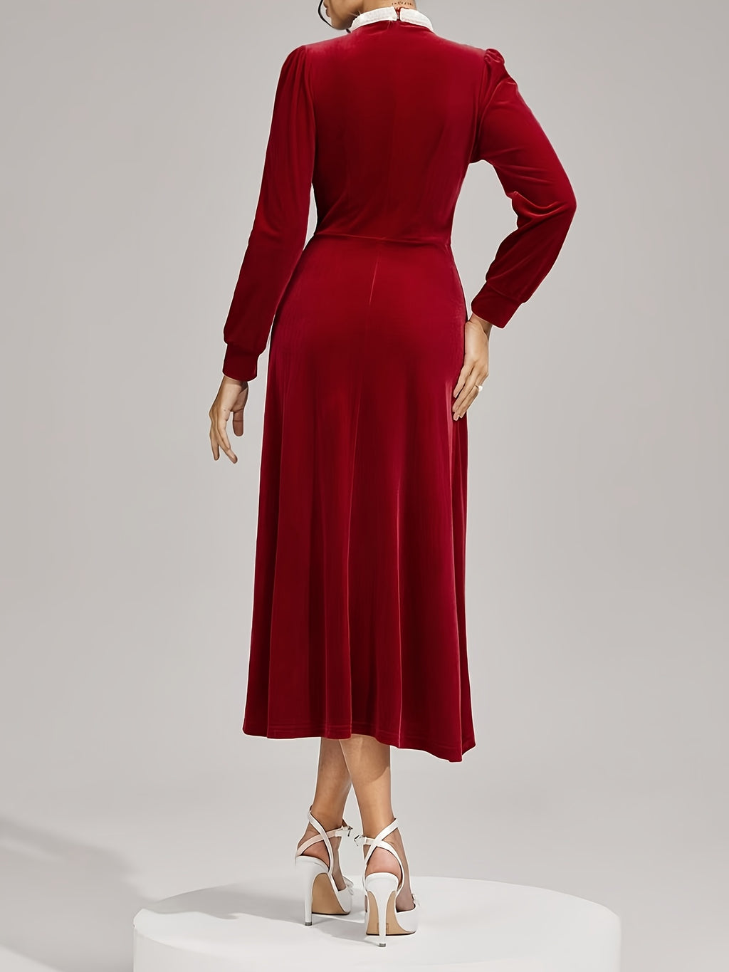 Women's Elegant Burgundy Velvet Long Sleeve A-Line Evening Gown with Adjustable Waist for ChristmasLuxury Wedding Guest Attire
