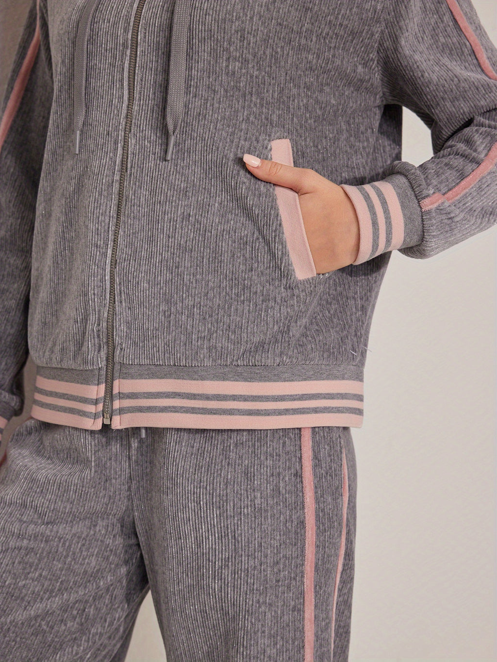 Autumn And Winter Women's Fashion Casual Solid Color Round Neck Long Sleeve Pants Suit