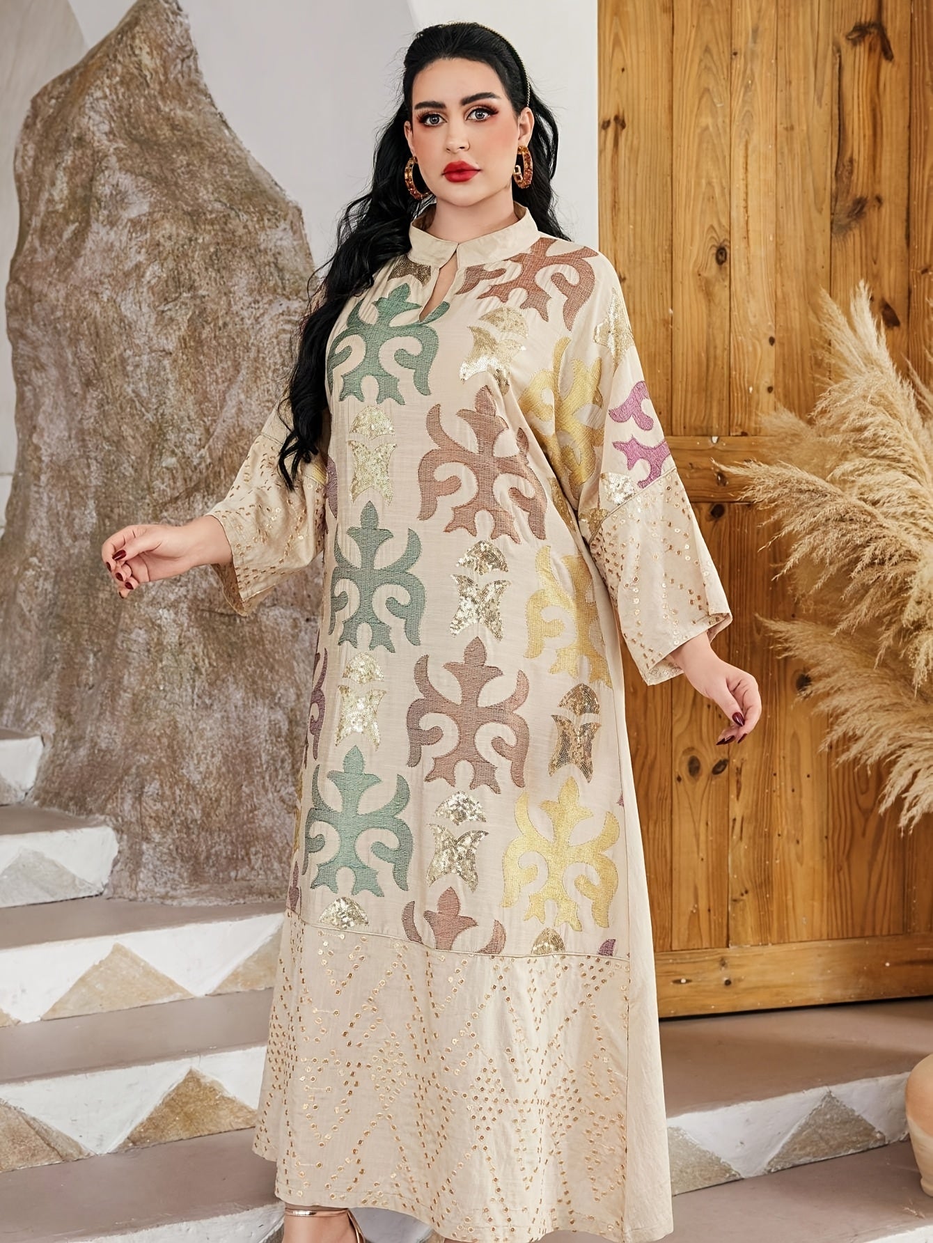 Elegant Arabic Women's Embroidery Dress