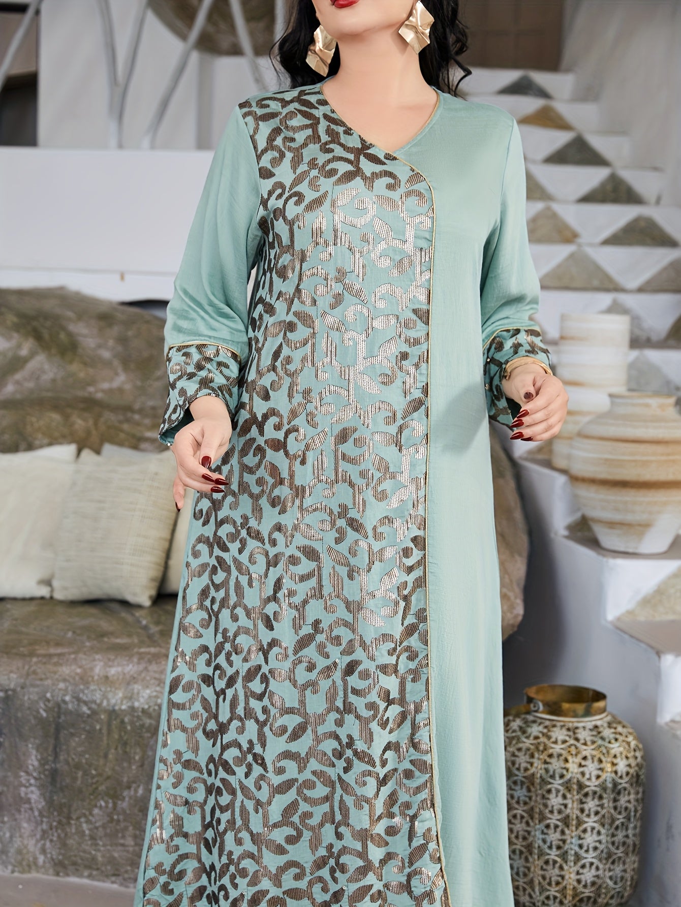 Oriental Elegant JALABIAV Dress with Asymmetrical Splice Design