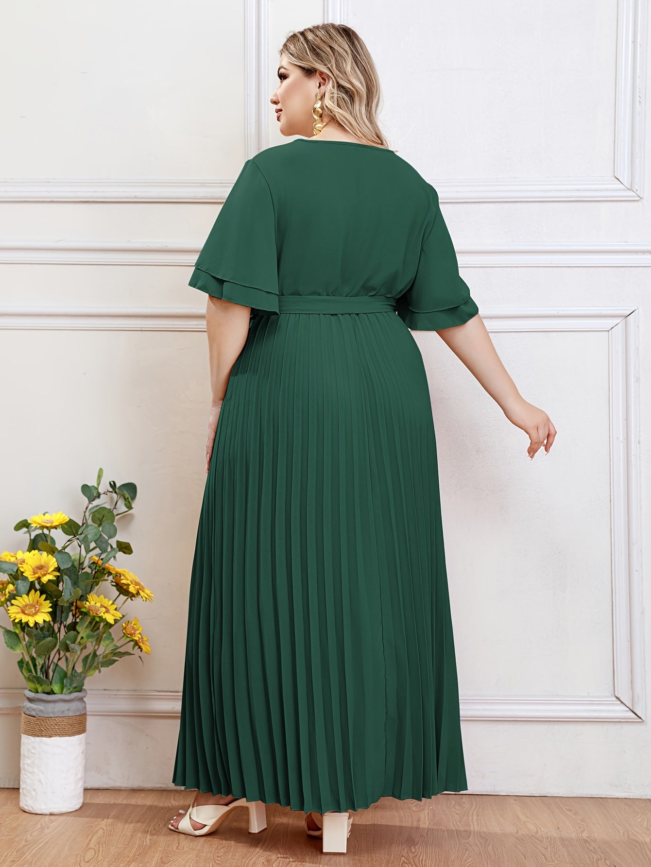 Simple pleated plus-size Women's dress