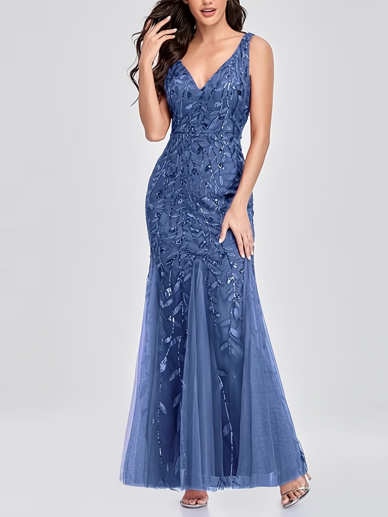 Elegant Embroidered Multi-Color Dresses, Hip-Wrapping Mermaid Skirt with Lace,  Christmas Party