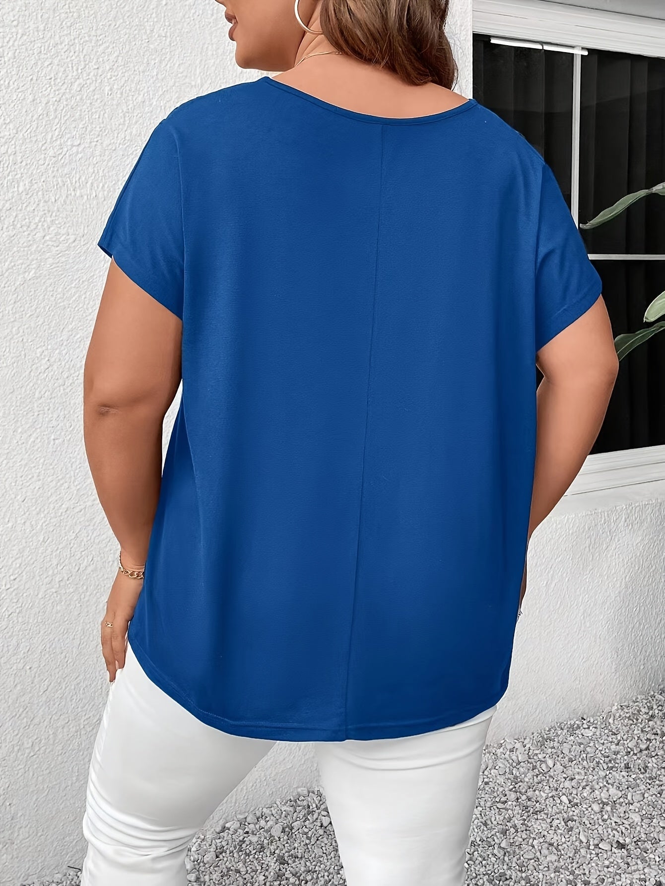 [Elegant T-Shirt] Elegant Plus Size Women's V-Neck T-Shirt | Stretchy Solid Black Top for Spring/Summer, Resort Style Casual & Vacation Wear,