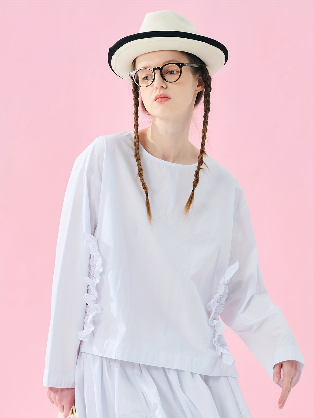 Women'S Elegant Blouse - Long Sleeve Shirt with Ruffled Hem