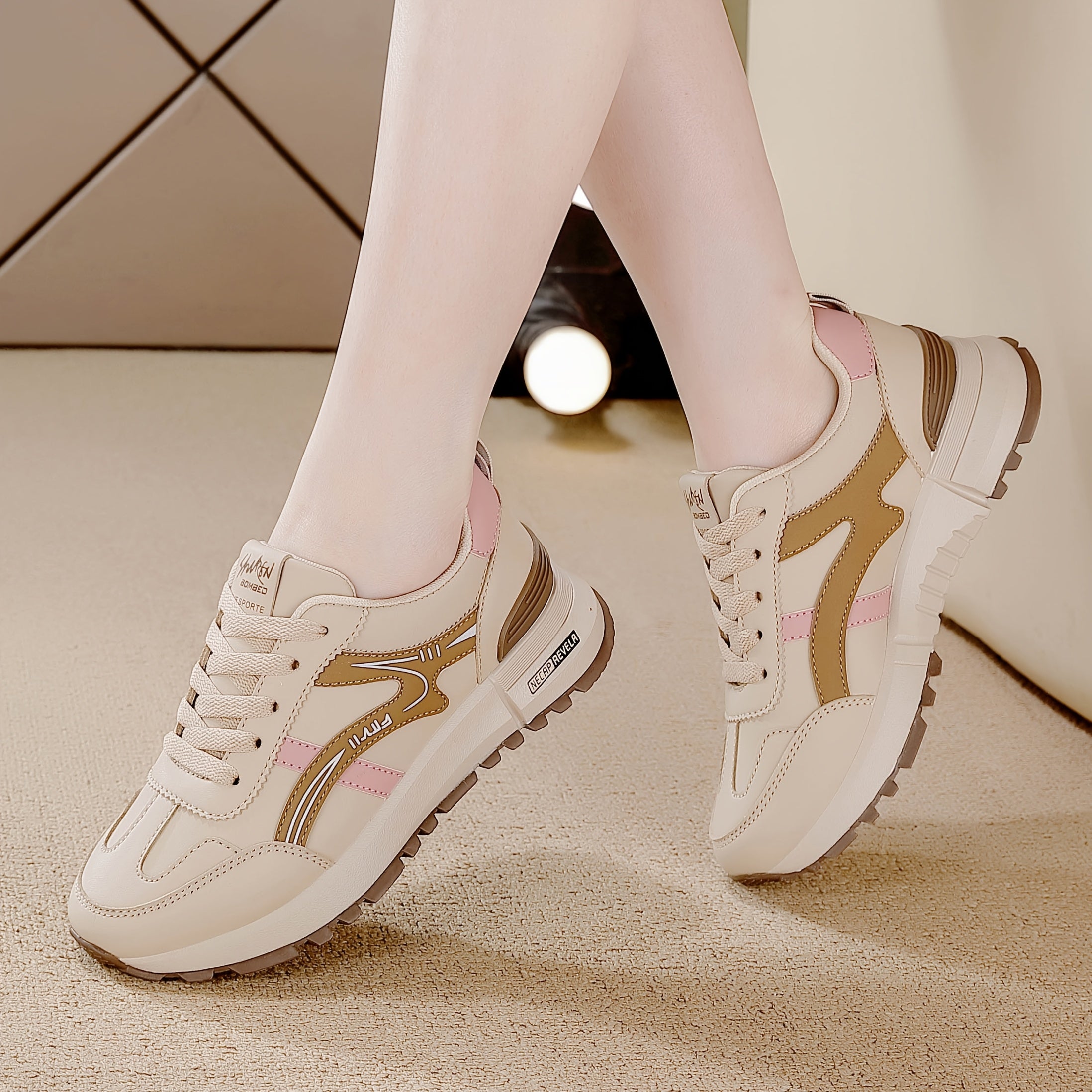 Lightweight Women's Running Sneakers