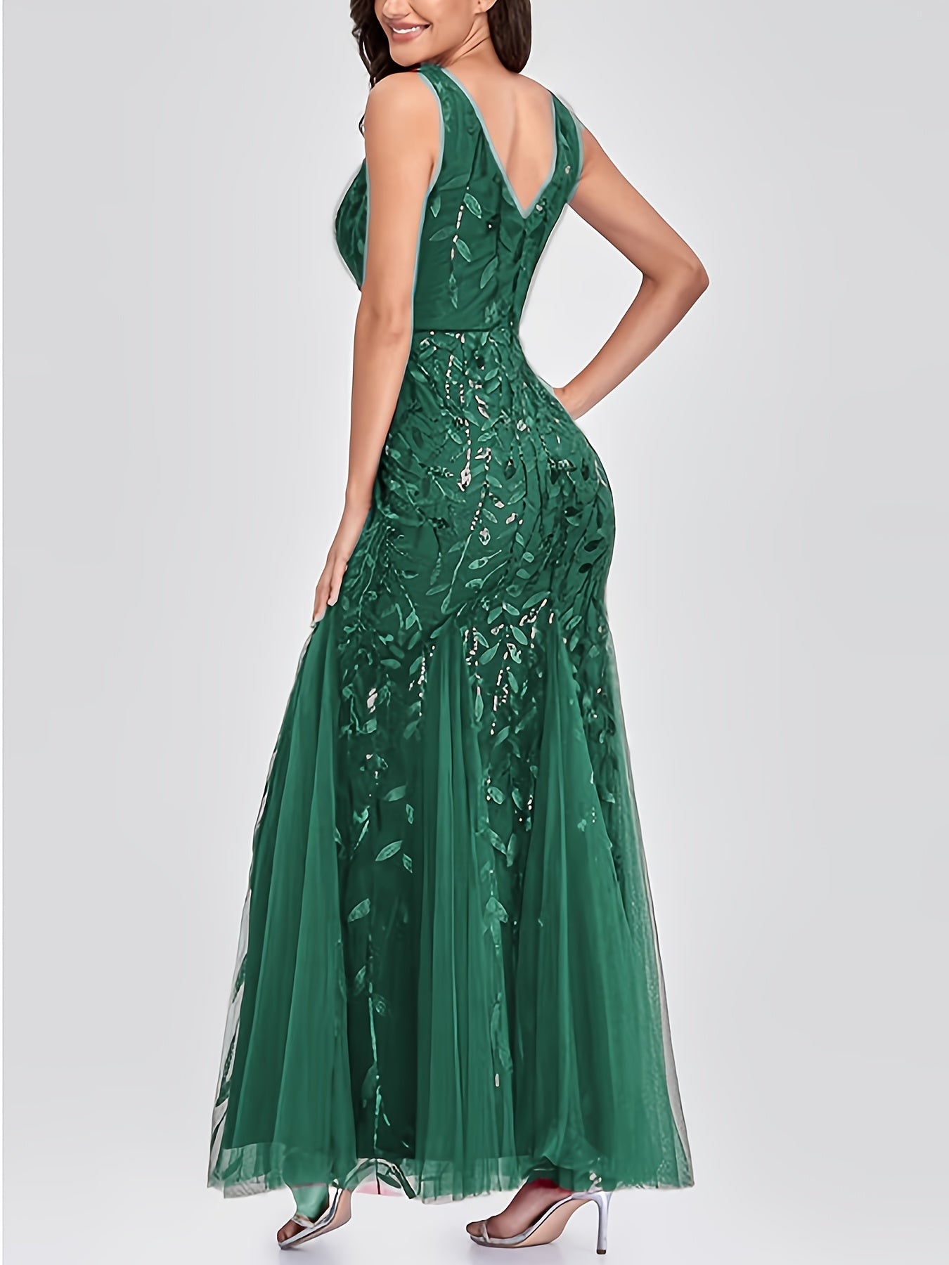 Elegant Embroidered Multi-Color Dresses, Hip-Wrapping Mermaid Skirt with Lace,  Christmas Party