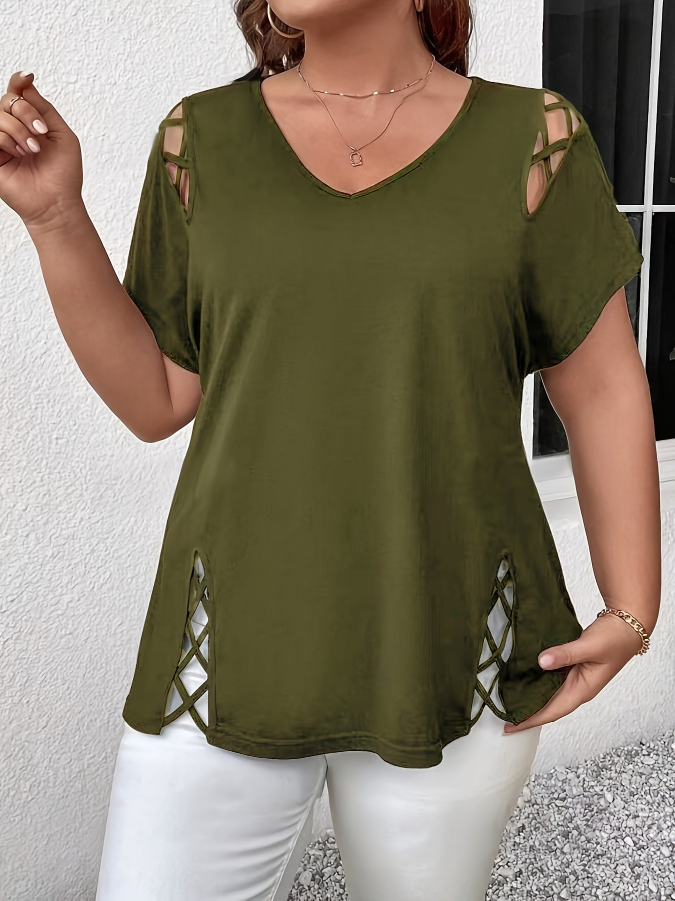 [Elegant T-Shirt] Elegant Plus Size Women's V-Neck T-Shirt | Stretchy Solid Black Top for Spring/Summer, Resort Style Casual & Vacation Wear,