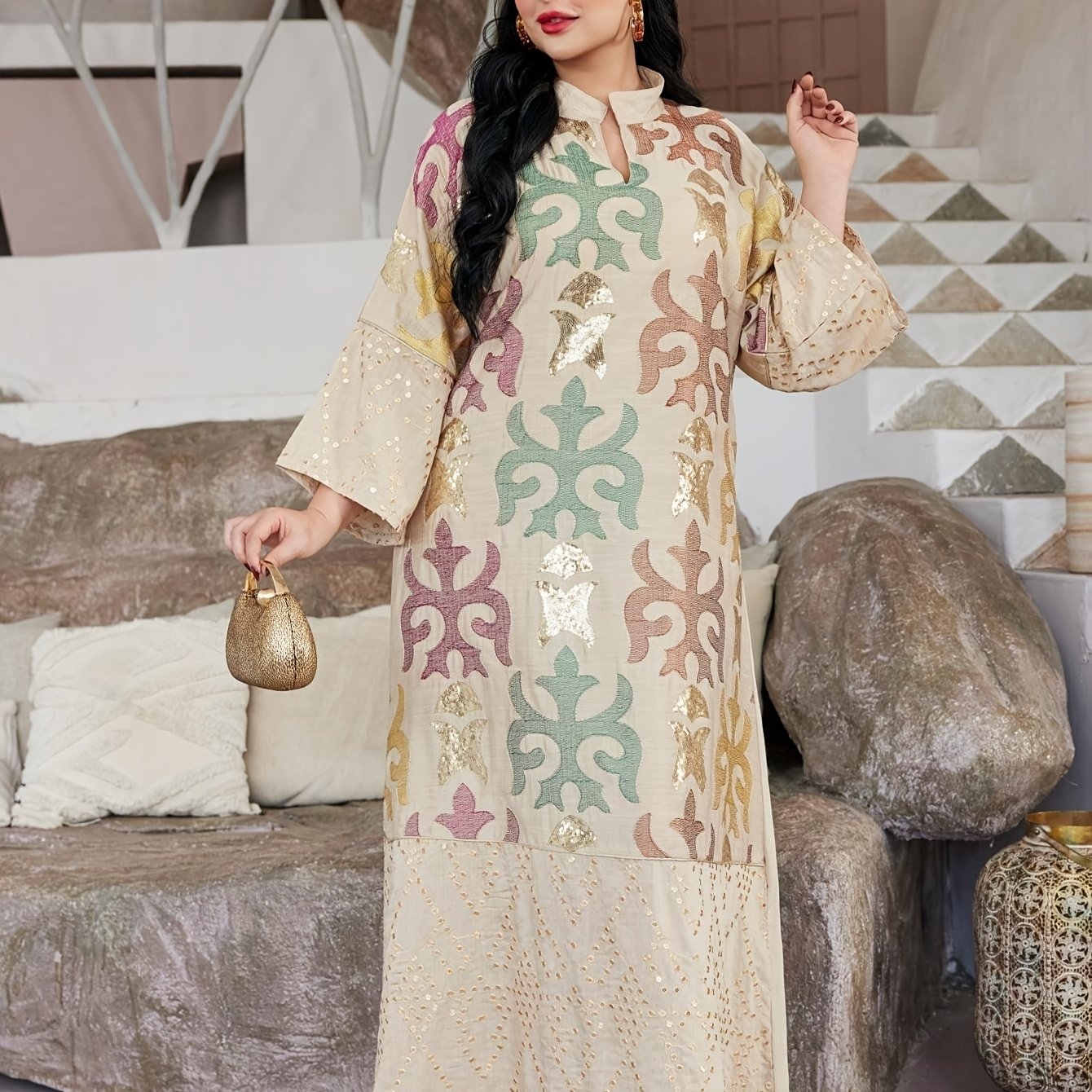 Elegant Arabic Women's Embroidery Dress