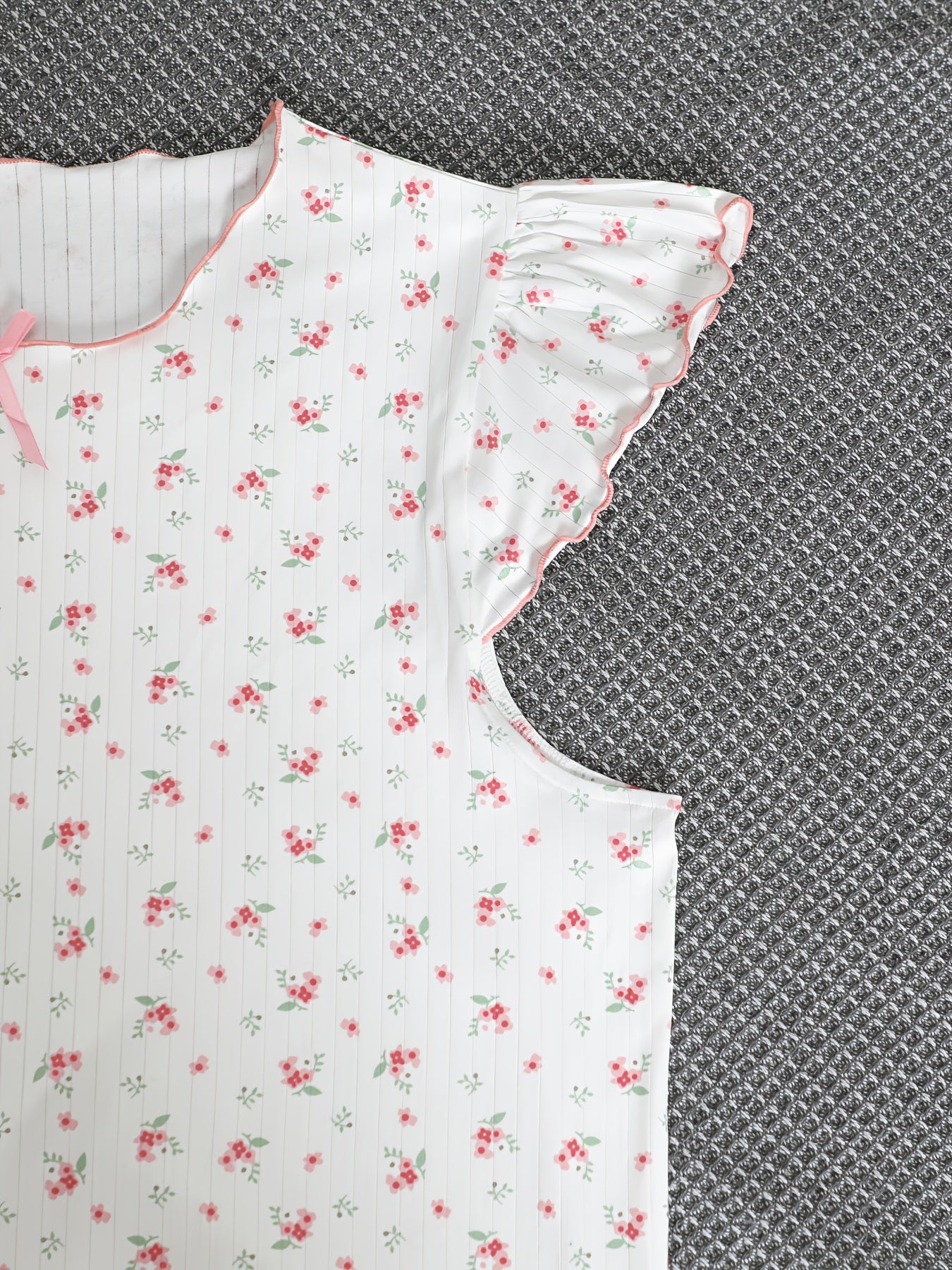 Women's Plus Size Floral Print Nightgown - Elegant Ruffled Short Sleeve Sleep Dress with Round Neck, Soft Breathable Fabric, Machine