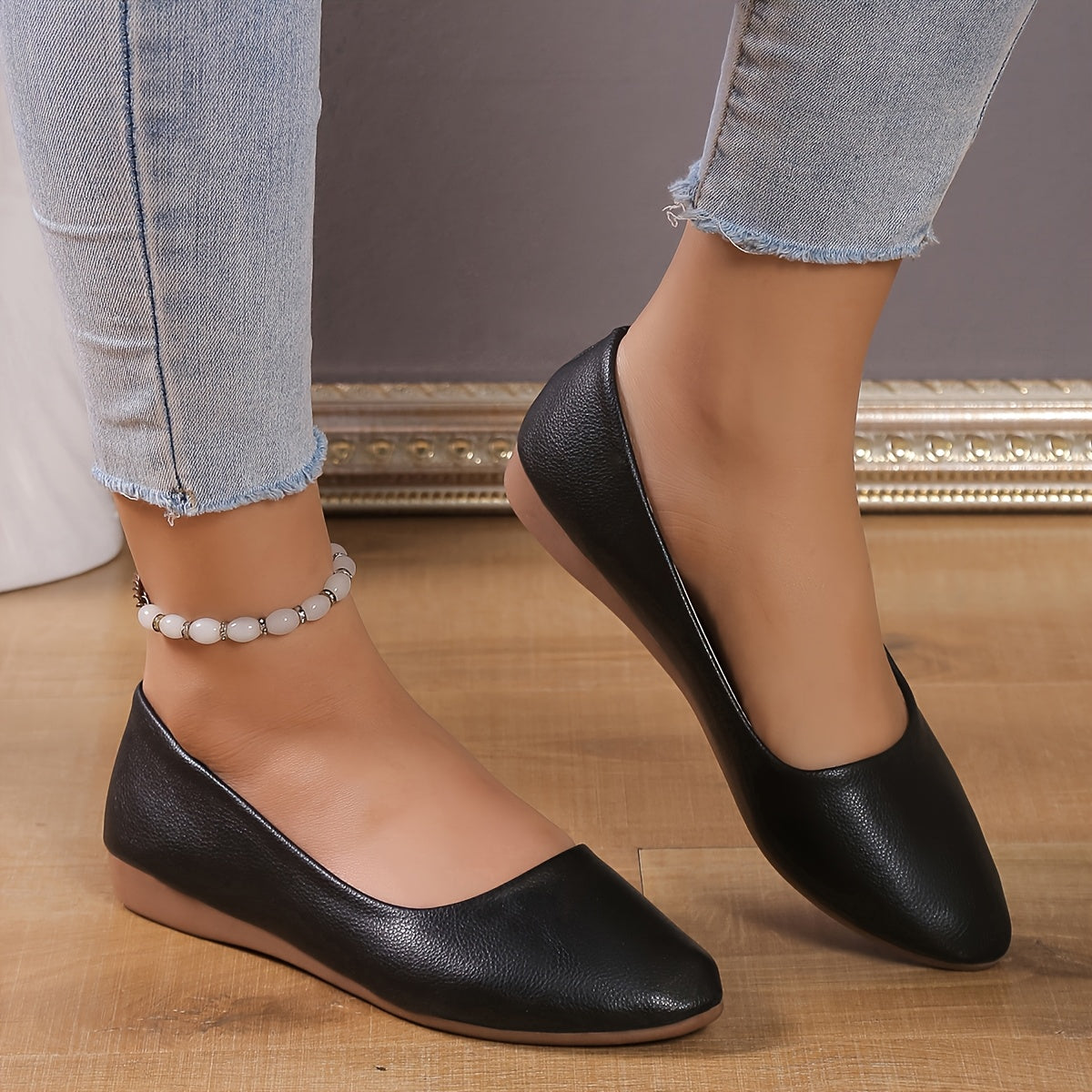 Lightweight Casual Women's Slip-On Flats