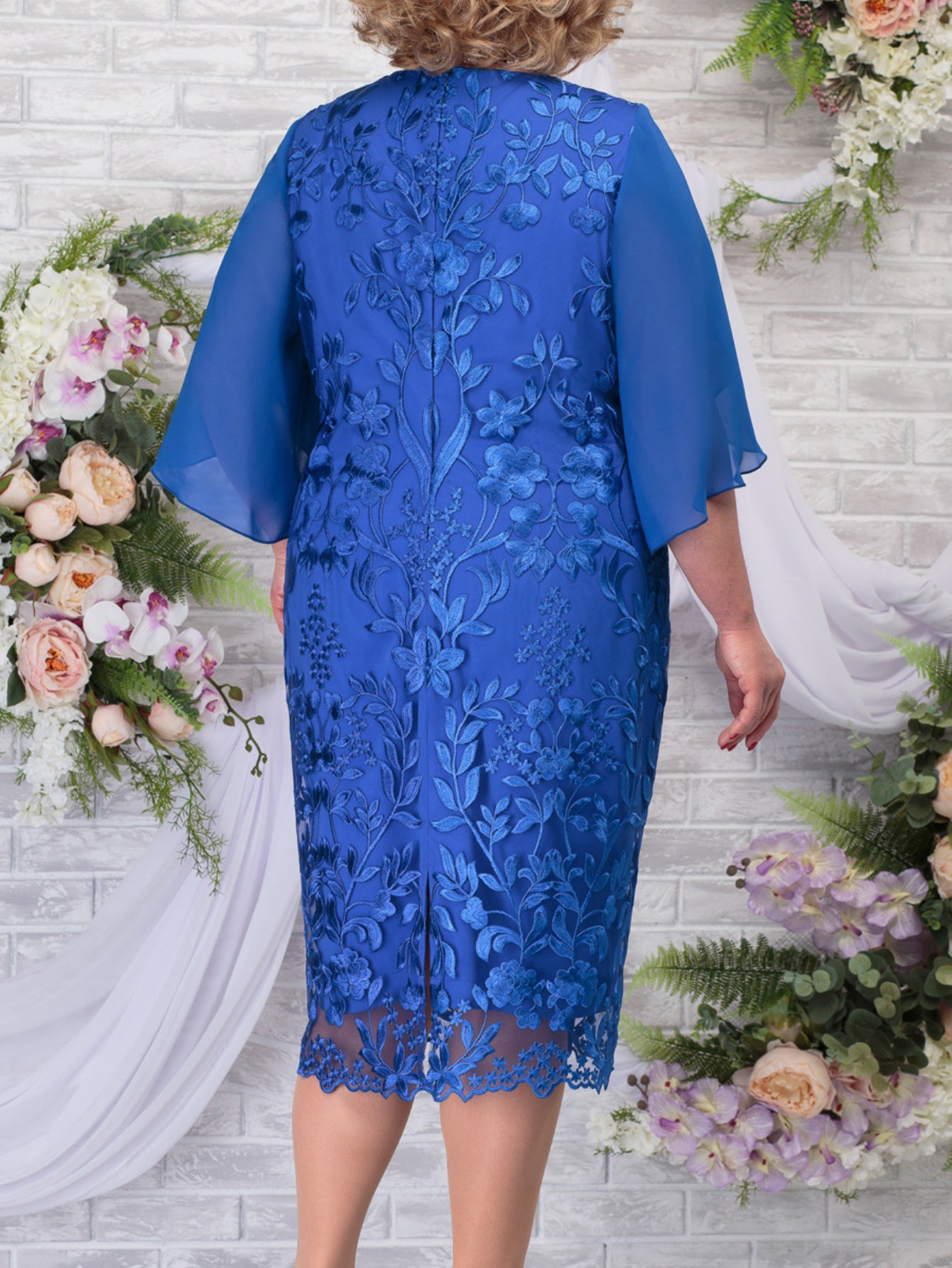 Elegant Blue Floral Embroidered Maxi Dress for Women - Sleeveless, Knee-Length, Perfect for Weddings and Formal Events, Fitted Bodycon