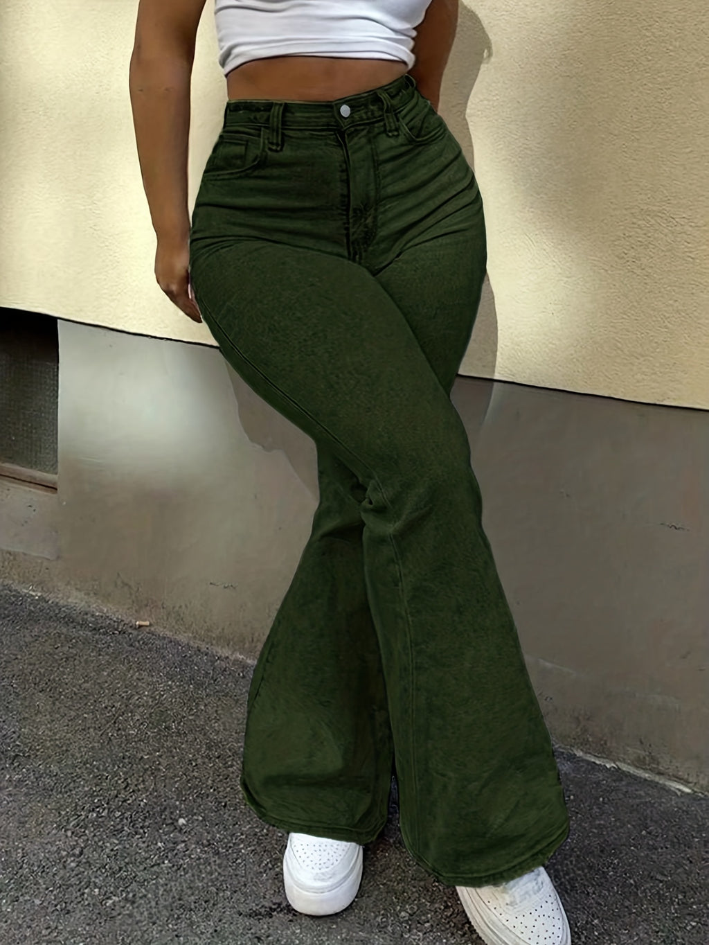 Women's Plus-Size Jeans Slim-Fit Flare Leg Jeans with Medium Stretch Fabric