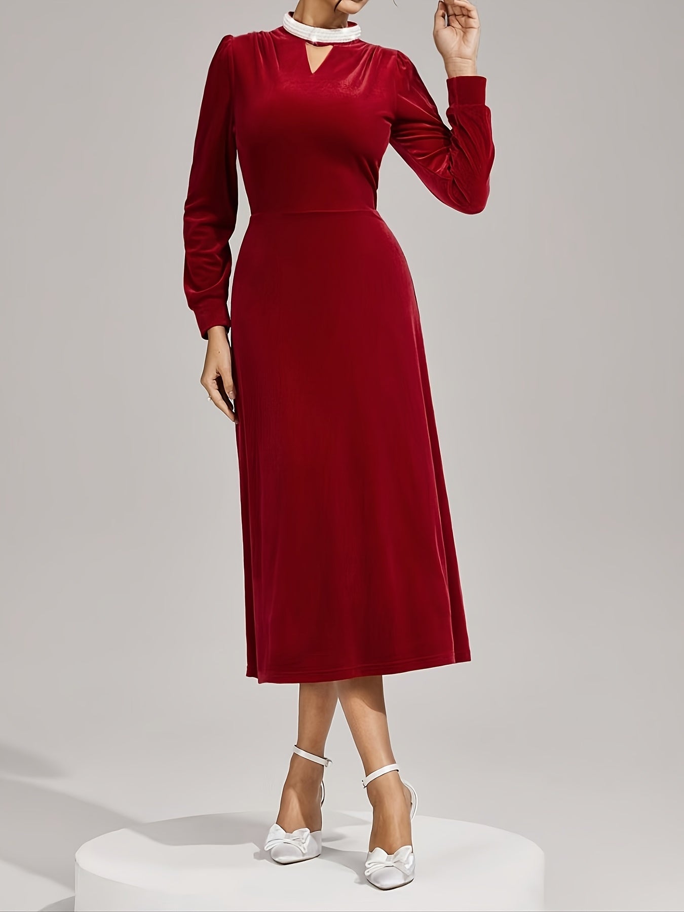 Women's Elegant Burgundy Velvet Long Sleeve A-Line Evening Gown with Adjustable Waist for ChristmasLuxury Wedding Guest Attire