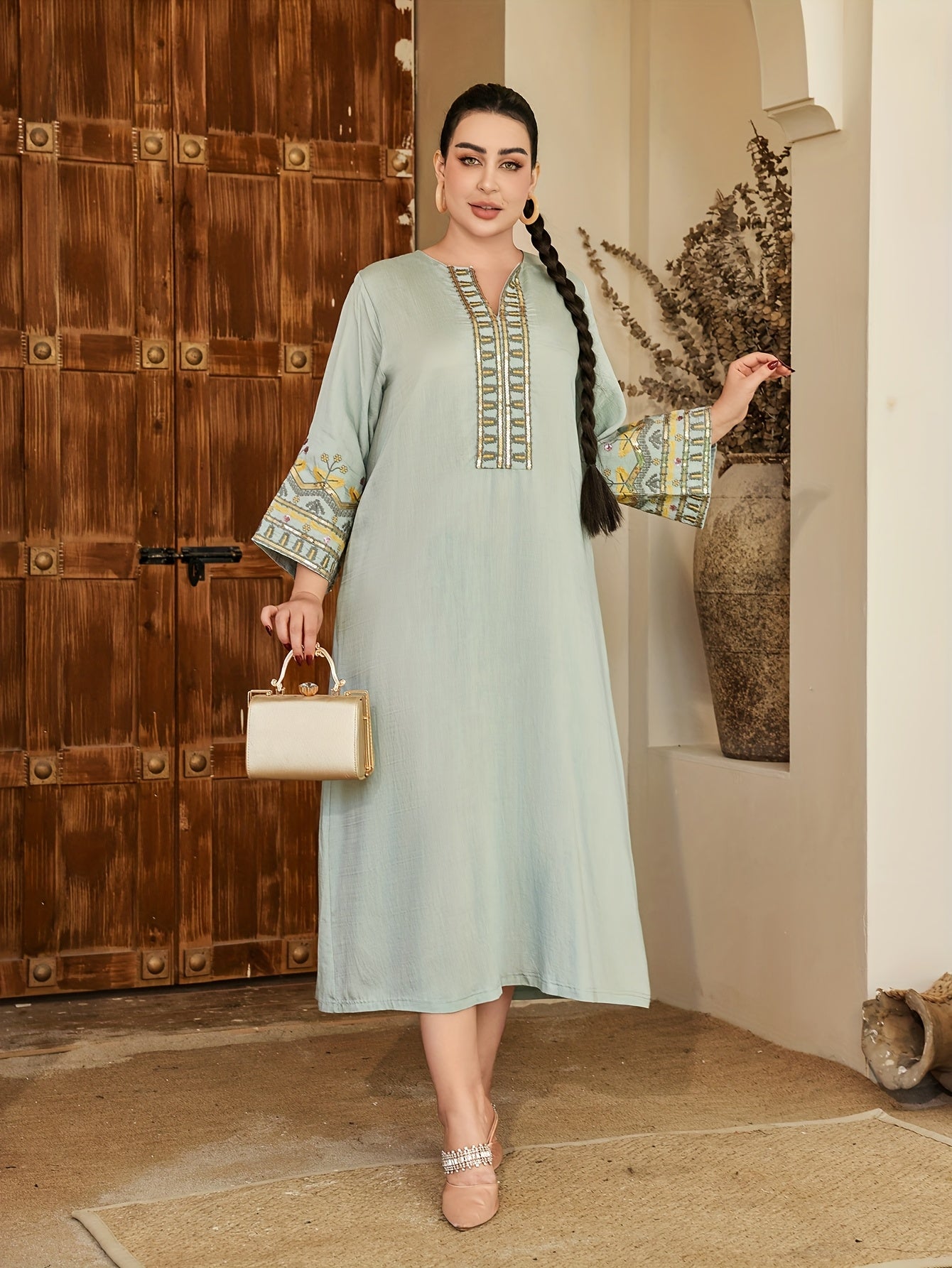 Embroidery Arabic Women's Elegant Dress JALABIA