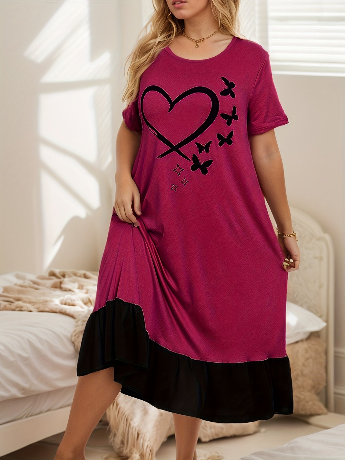 Women's Plus Elegant Lounge Dress, Plus Size Heart & Butterfly Print Short Sleeve Crew Neck Ruffle Hem Nightdress