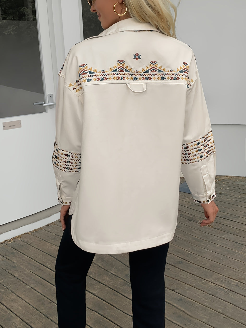 Women's Spring And Autumn Ethnic Style Printed Shirt with a Fashionable Front Placket