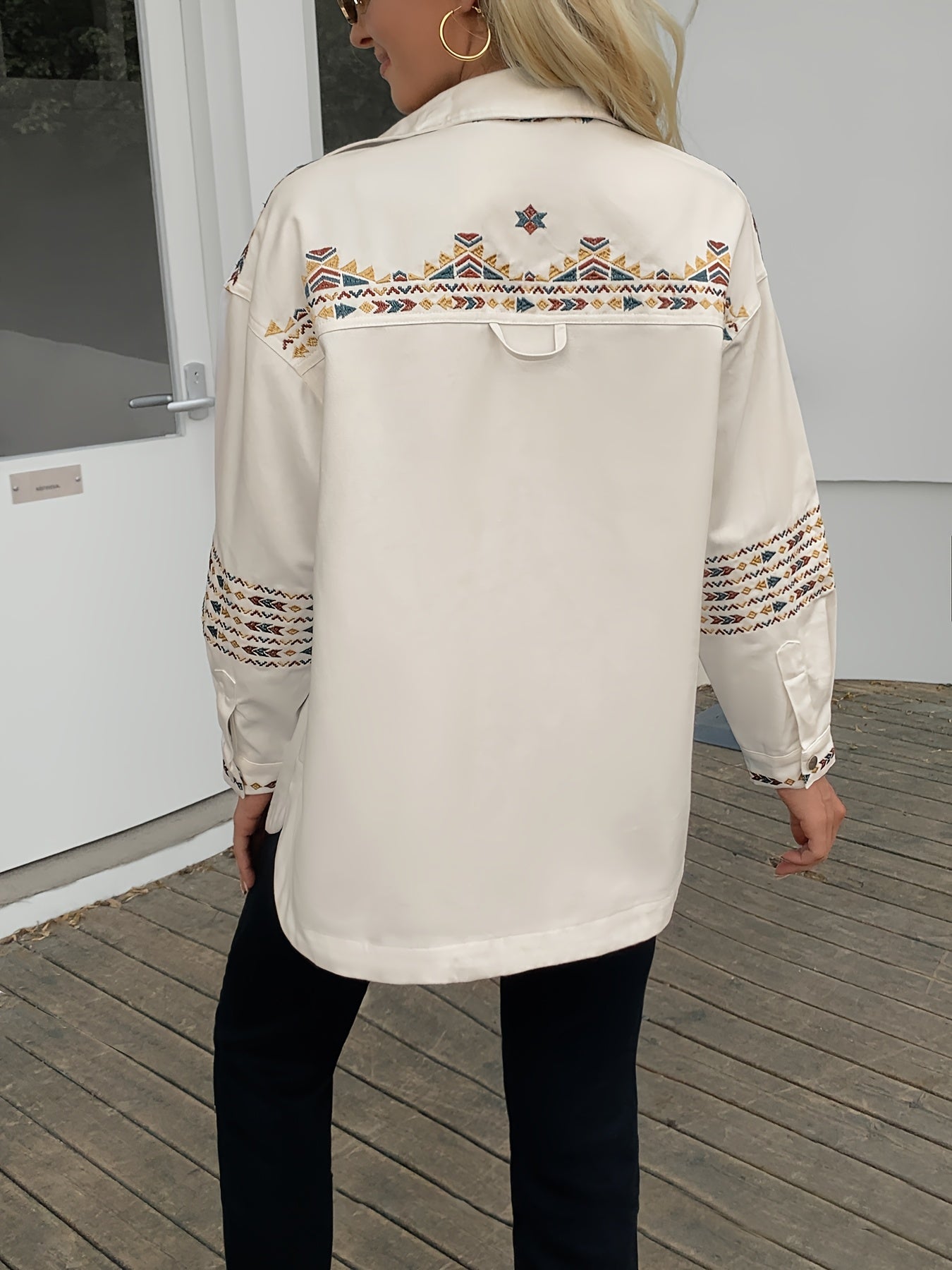 Women's Spring And Autumn Ethnic Style Printed Shirt with a Fashionable Front Placket
