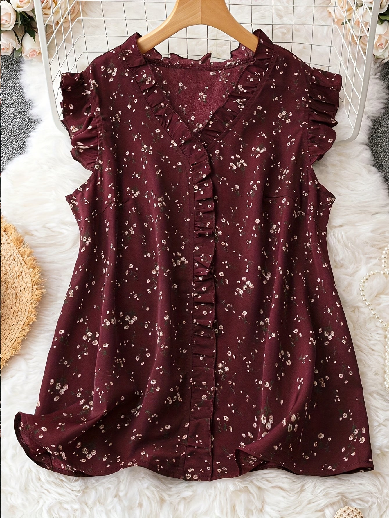 Elegant V-Neck Floral Print Blouse with Ruffled Sleeves