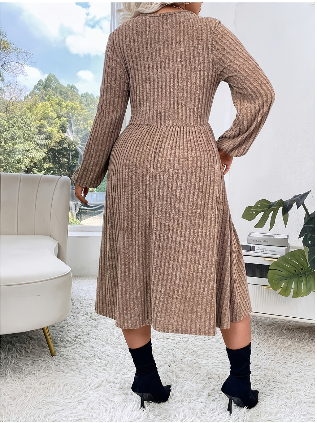 Women's Plus Size Elegant V-Neck Lace Contrast Button Dress - Long Maxi